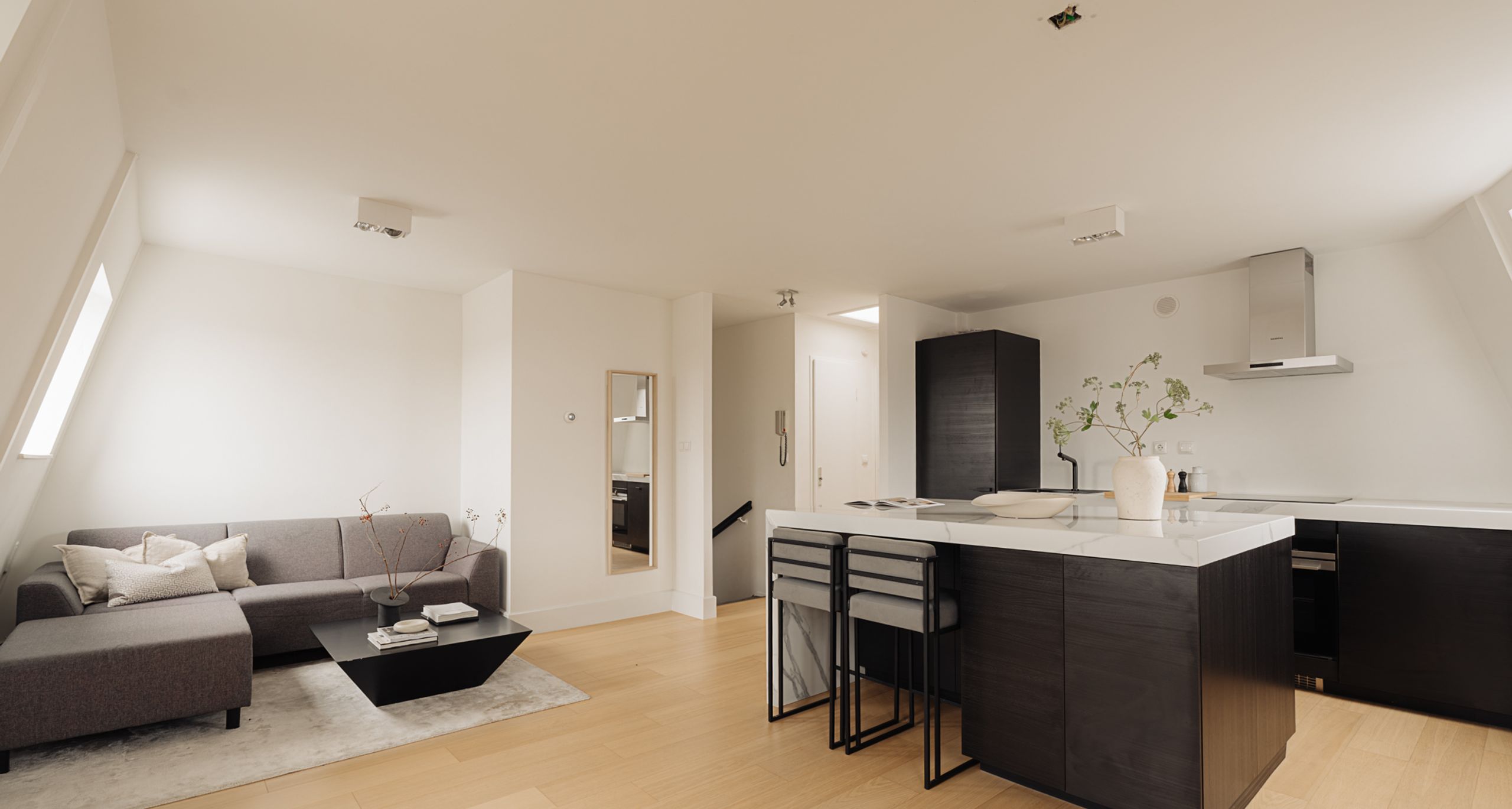 Roelof Hartstraat 15-D - Image 1