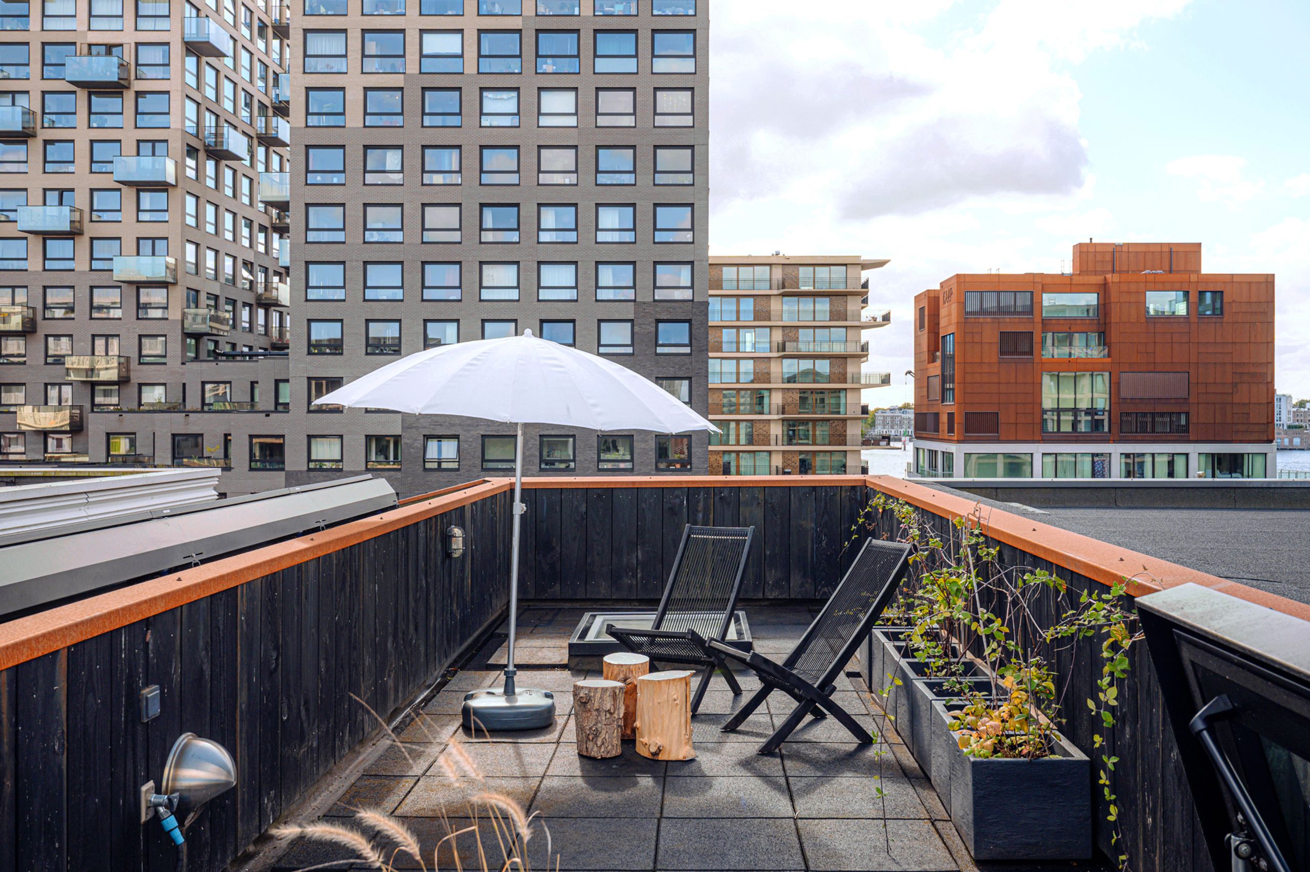 Leen Jongewaardkade 3 — image 2