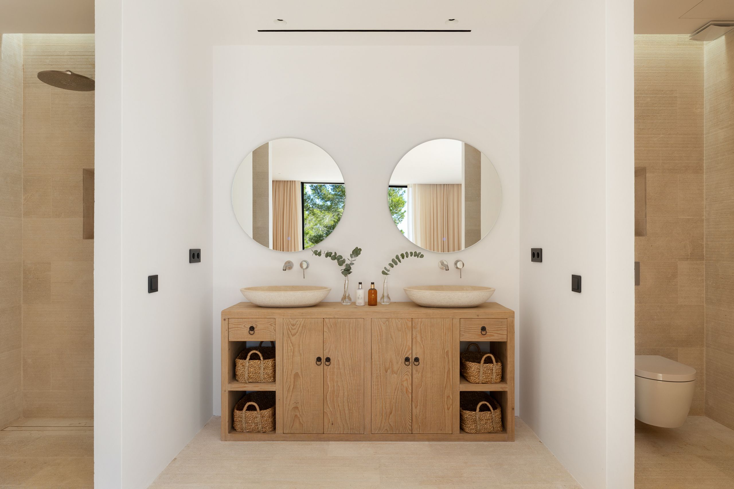 Sun Valley  — image 5