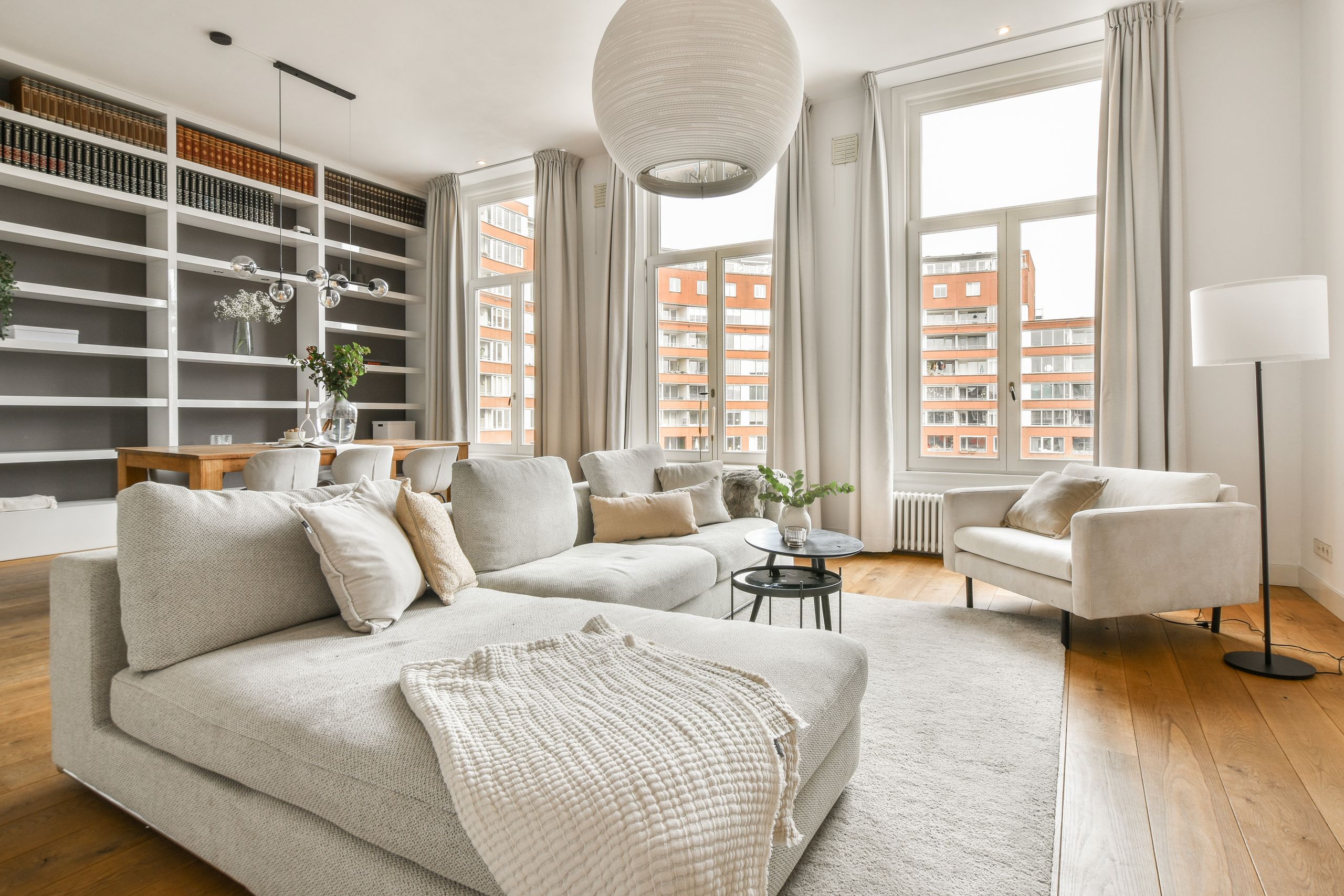 Ferdinand Bolstraat 16-B — image 2