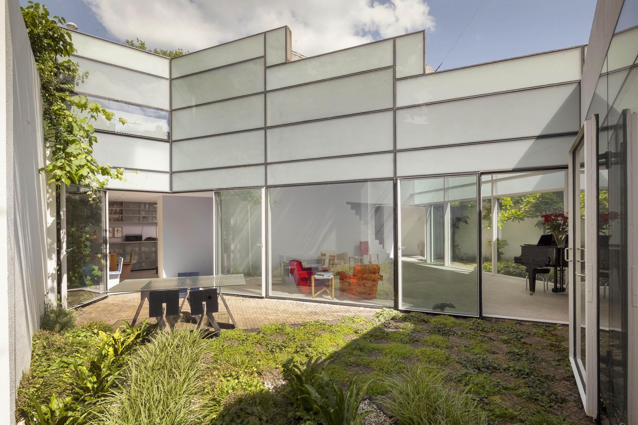 Pieterskerkhof 8 — image 2