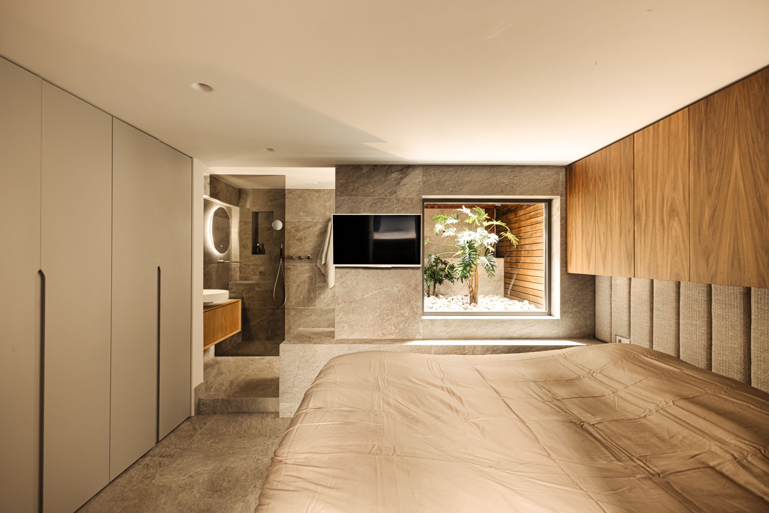 Fokke Simonszstraat 18-H — image 2