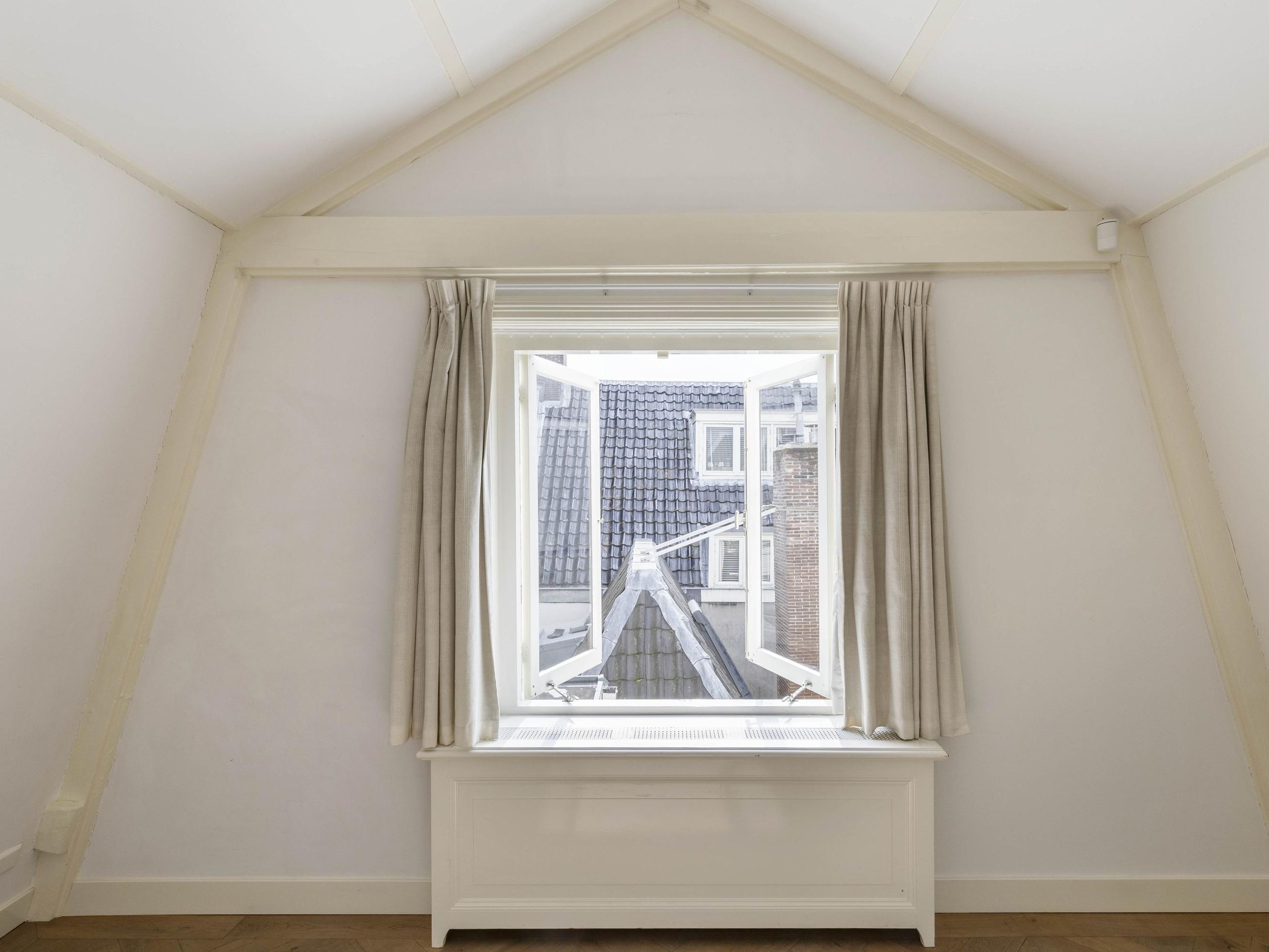 Keizersgracht 145-3 — 13