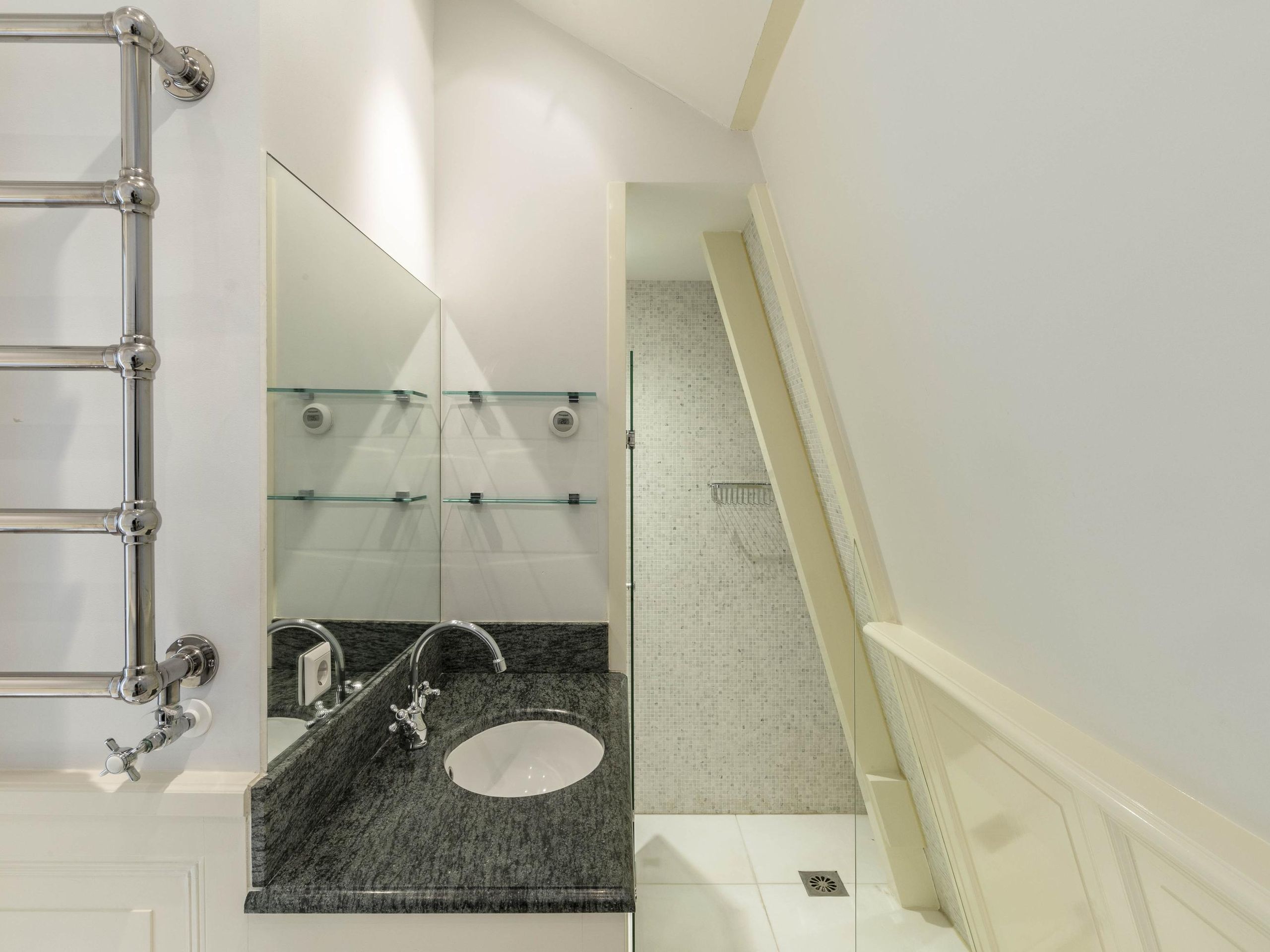 Keizersgracht 145-3 — 17