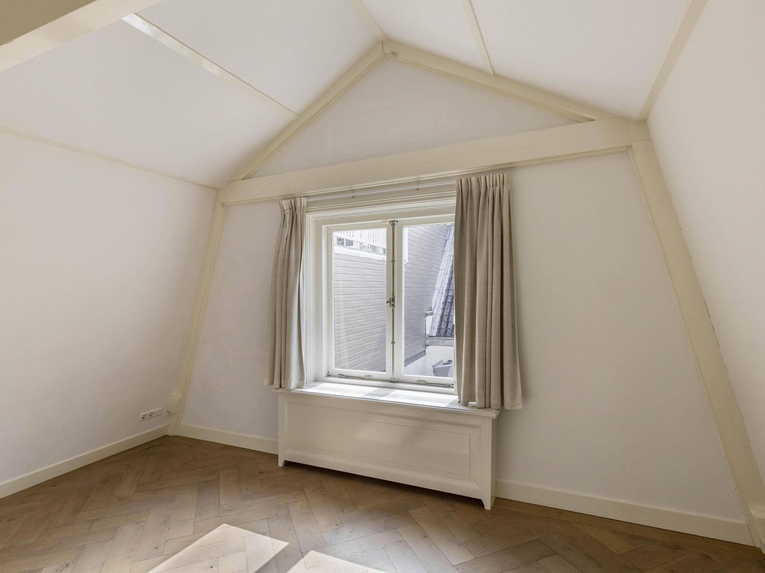 Keizersgracht 145-3 — 2