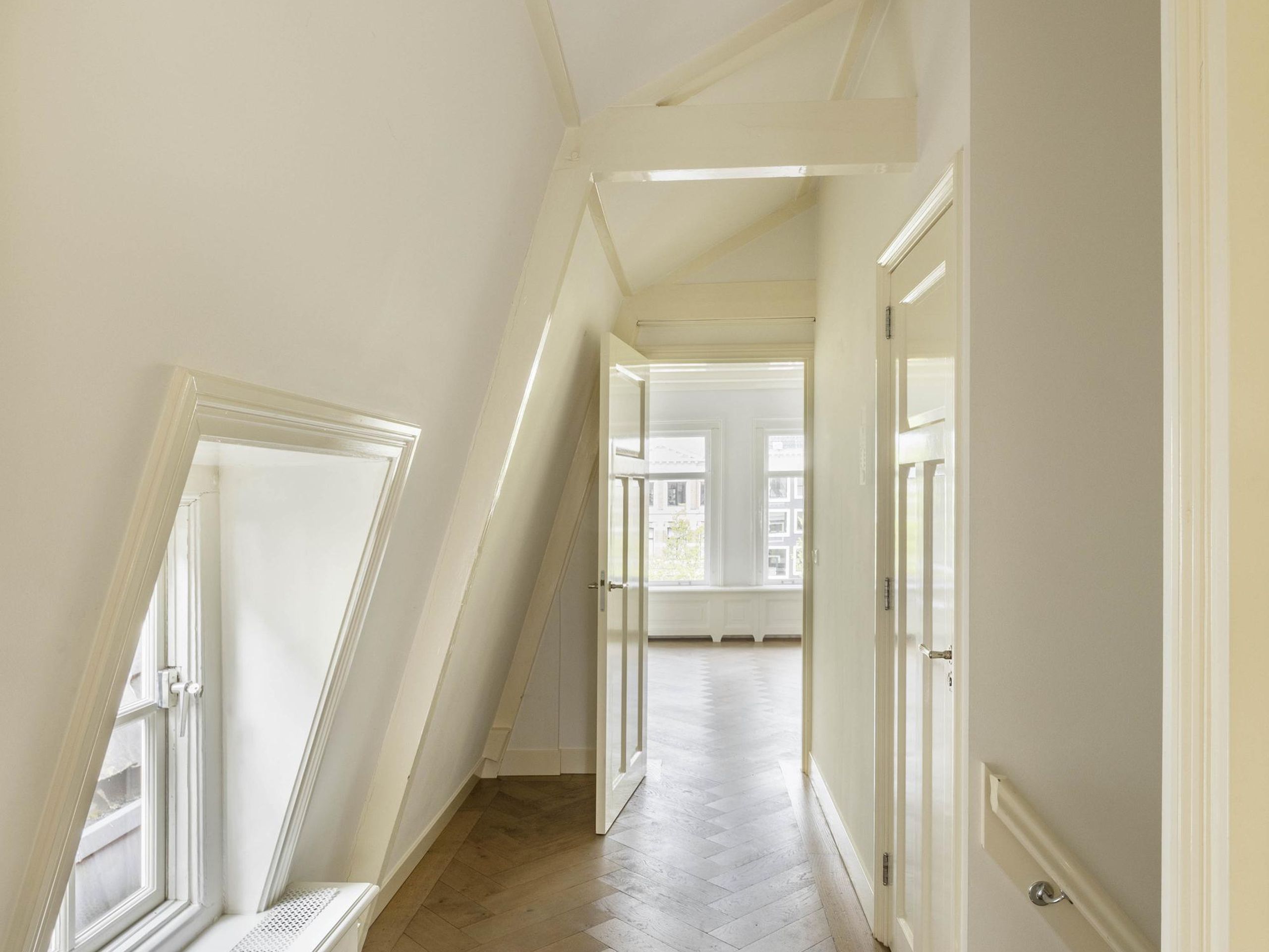 Keizersgracht 145-3 — 20