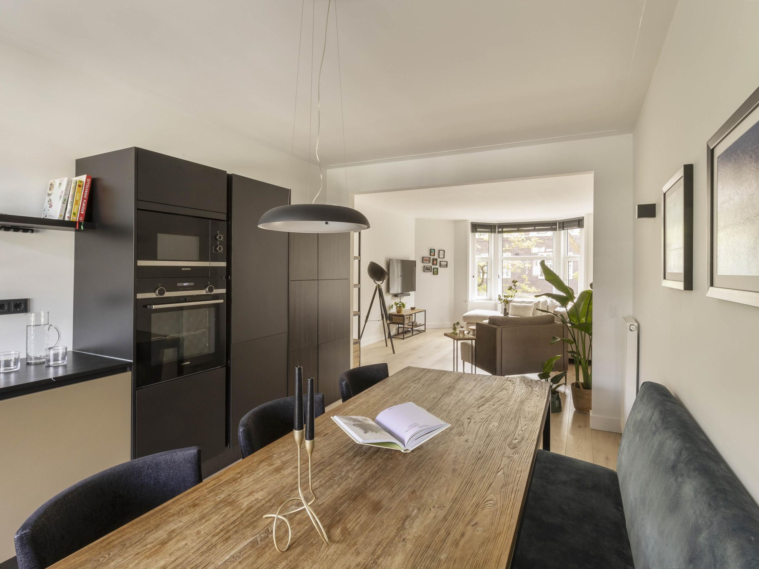 Roerstraat 28-2 — 1