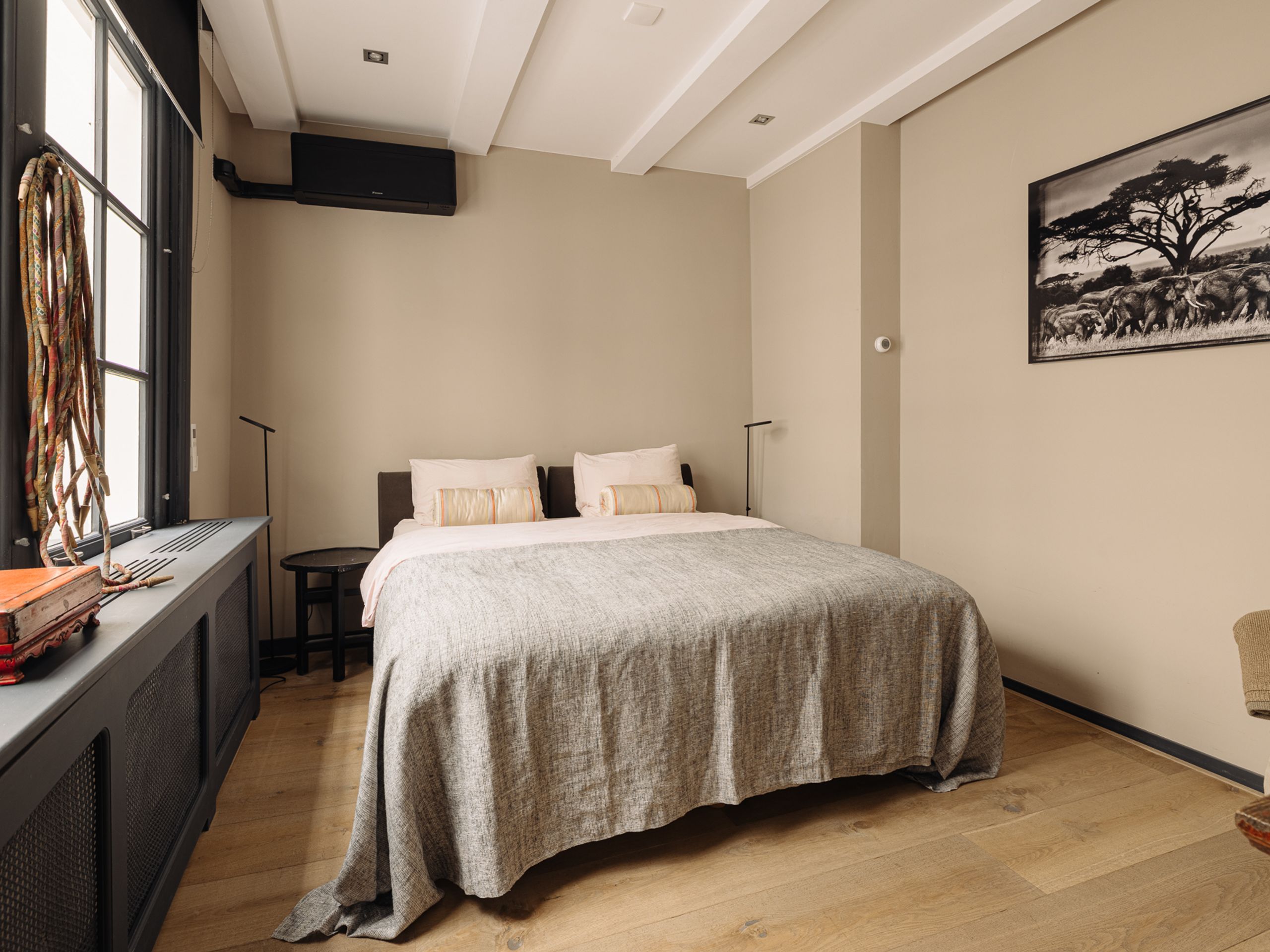 Keizersgracht 223-A — 13