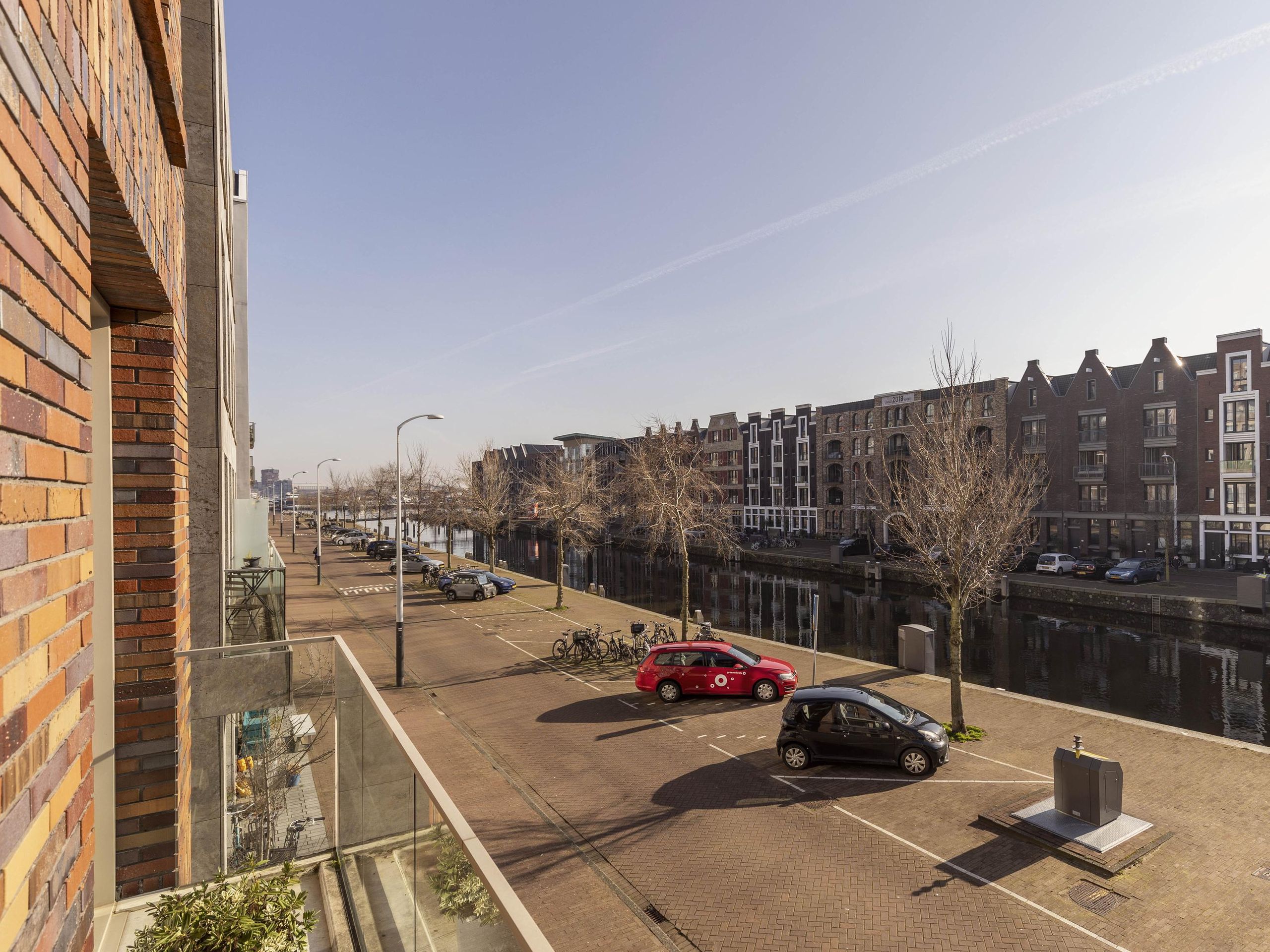 Houthavenkade 9 — 11