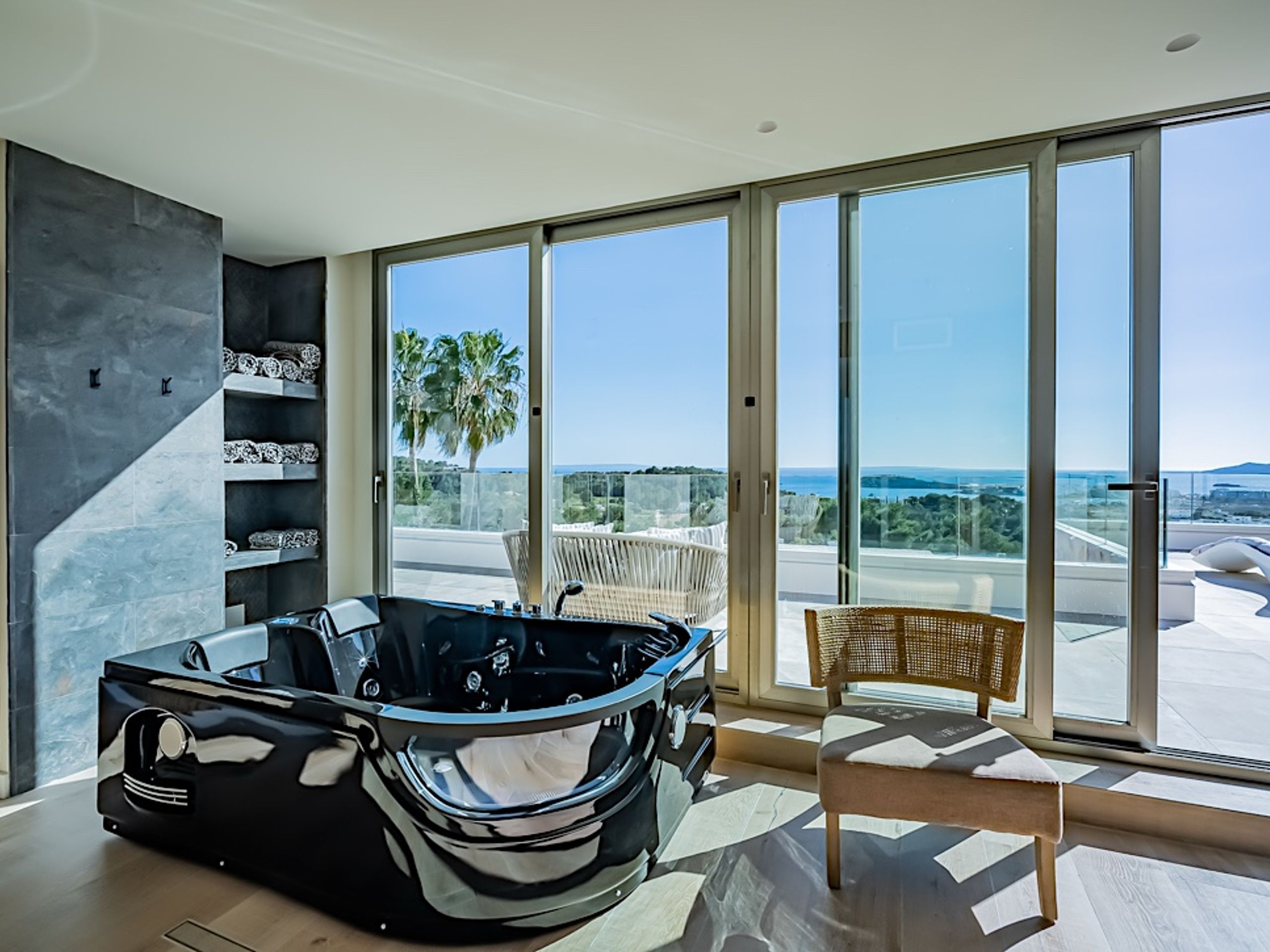 The Jungle Exclusive  — 11