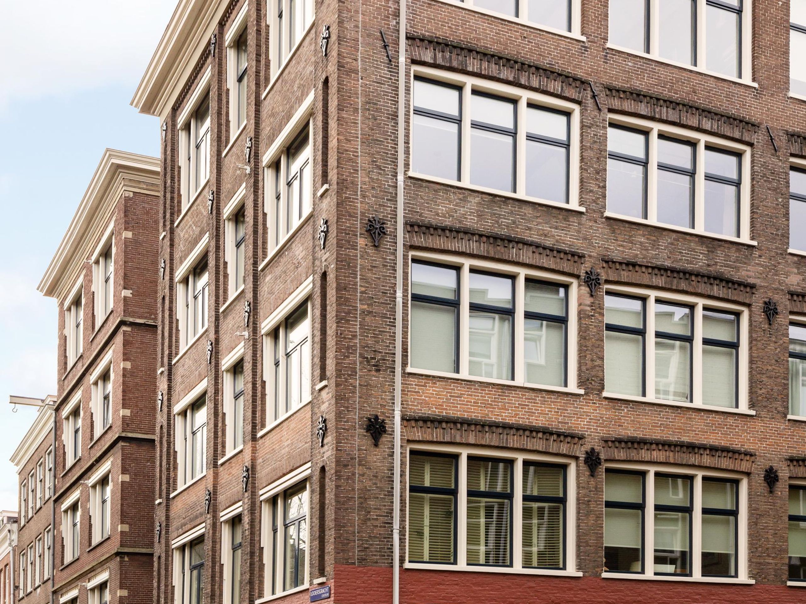 Derde Looiersdwarsstraat 16 — 26