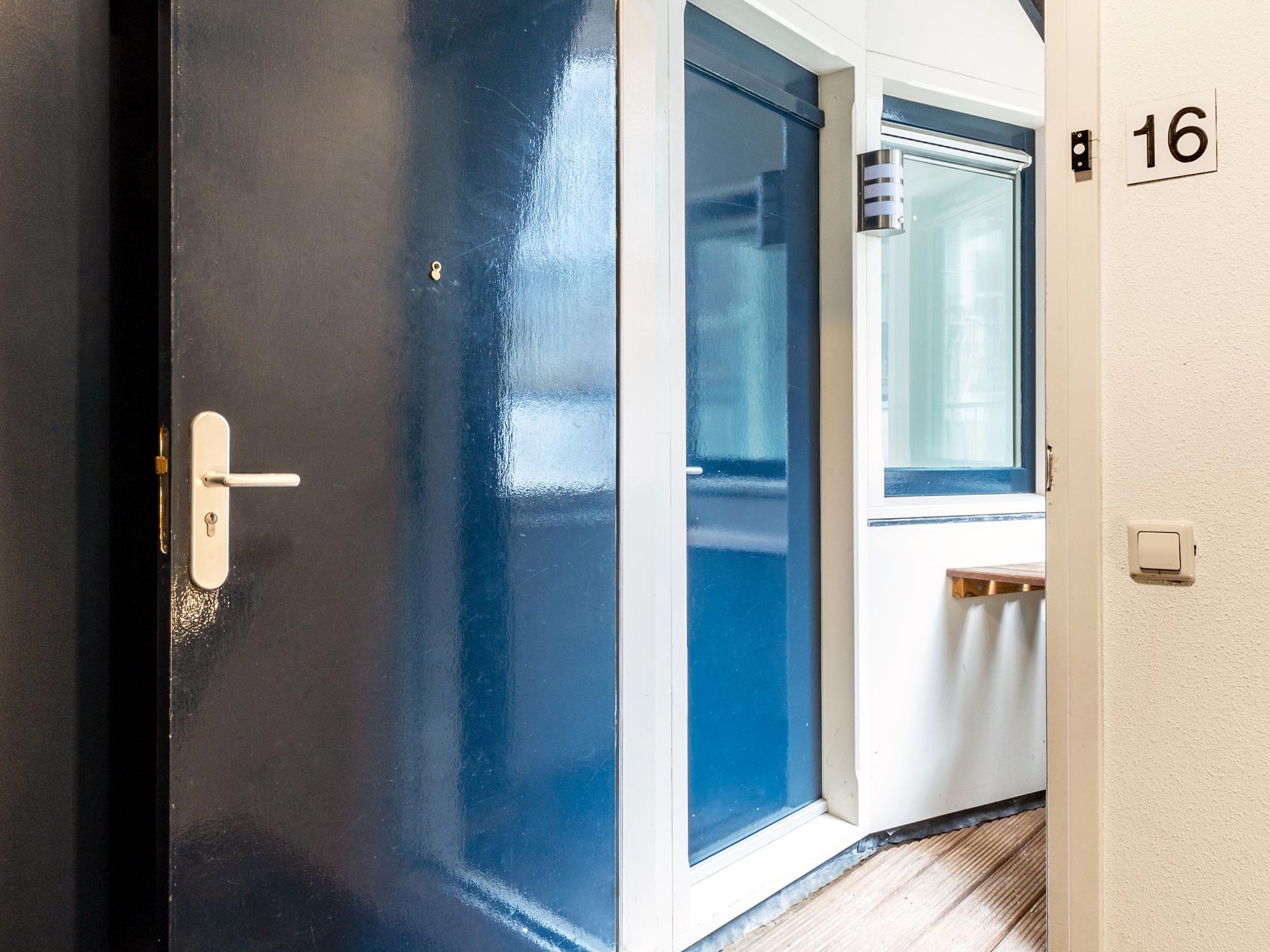 Derde Looiersdwarsstraat 16 — 7