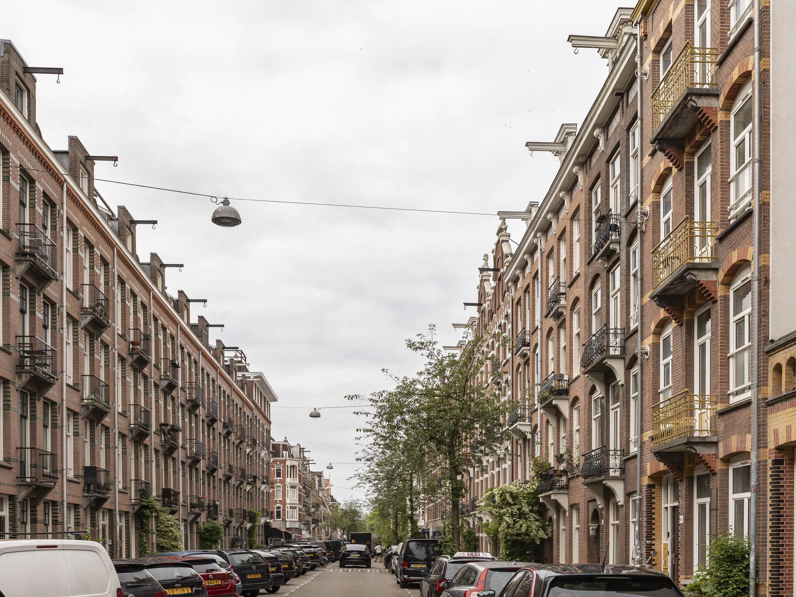 Eerste Helmersstraat 31-3 — 35