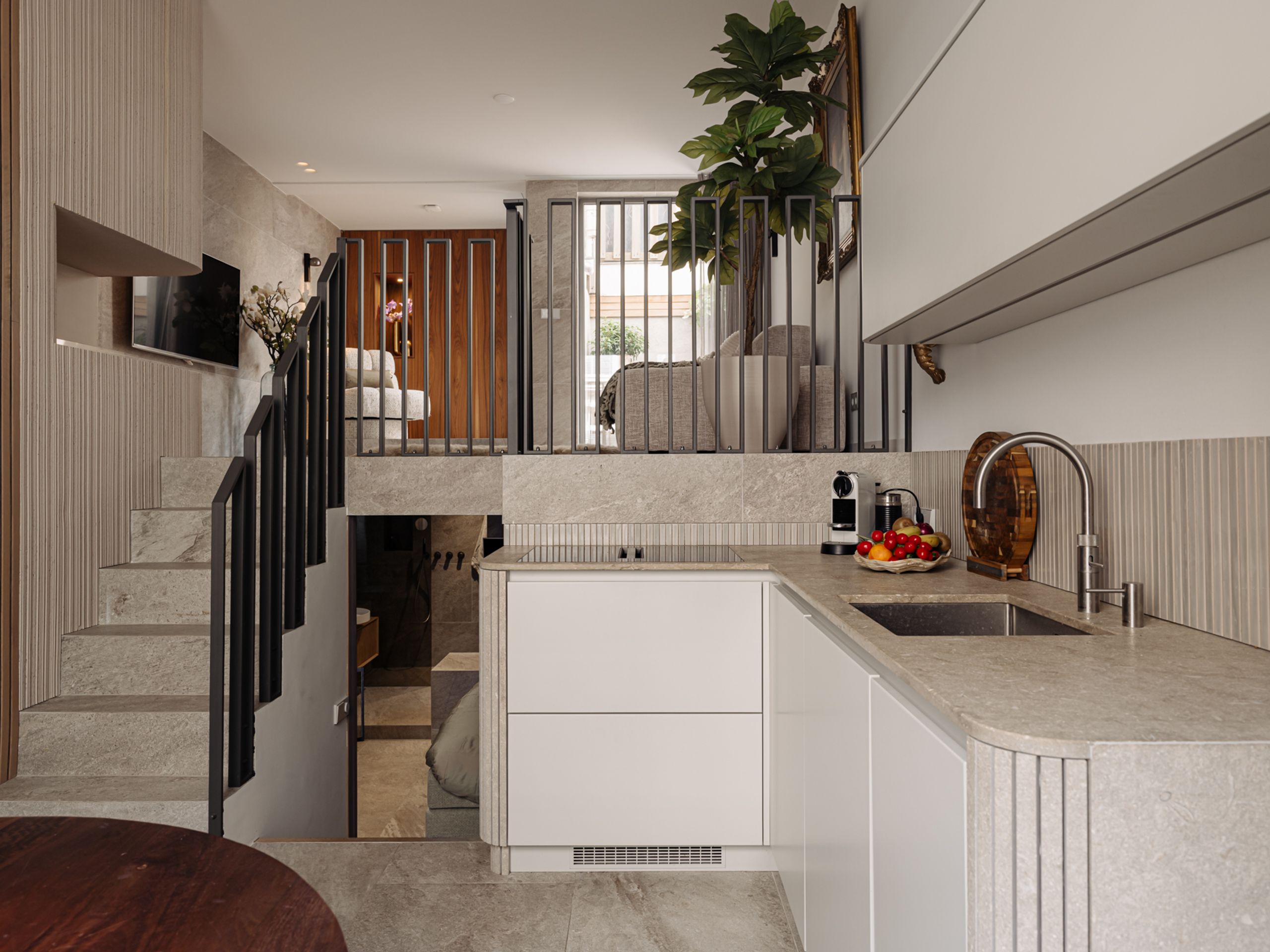 Fokke Simonszstraat 18-H — 1