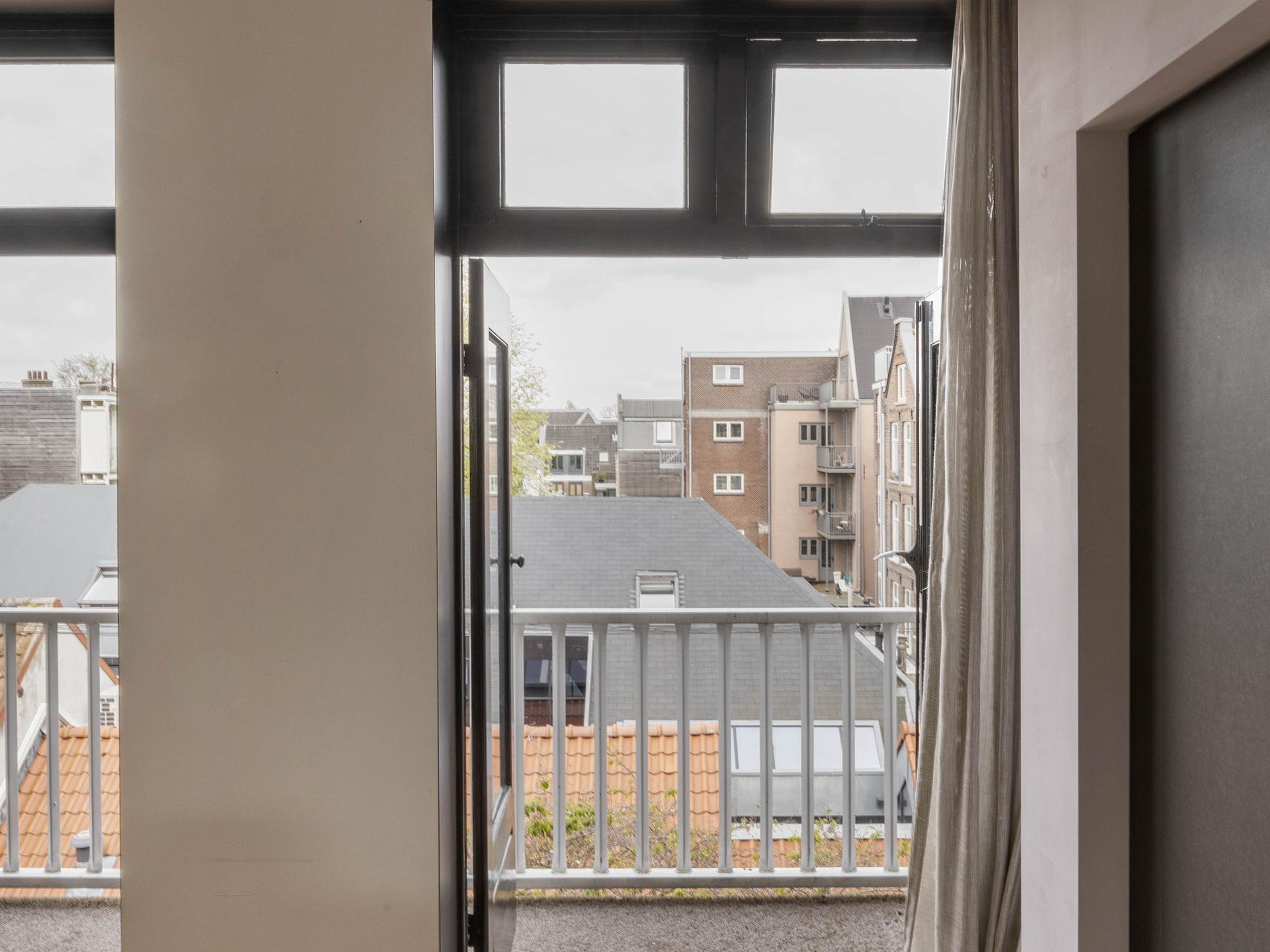 Lijnbaansgracht 153-3 — 14