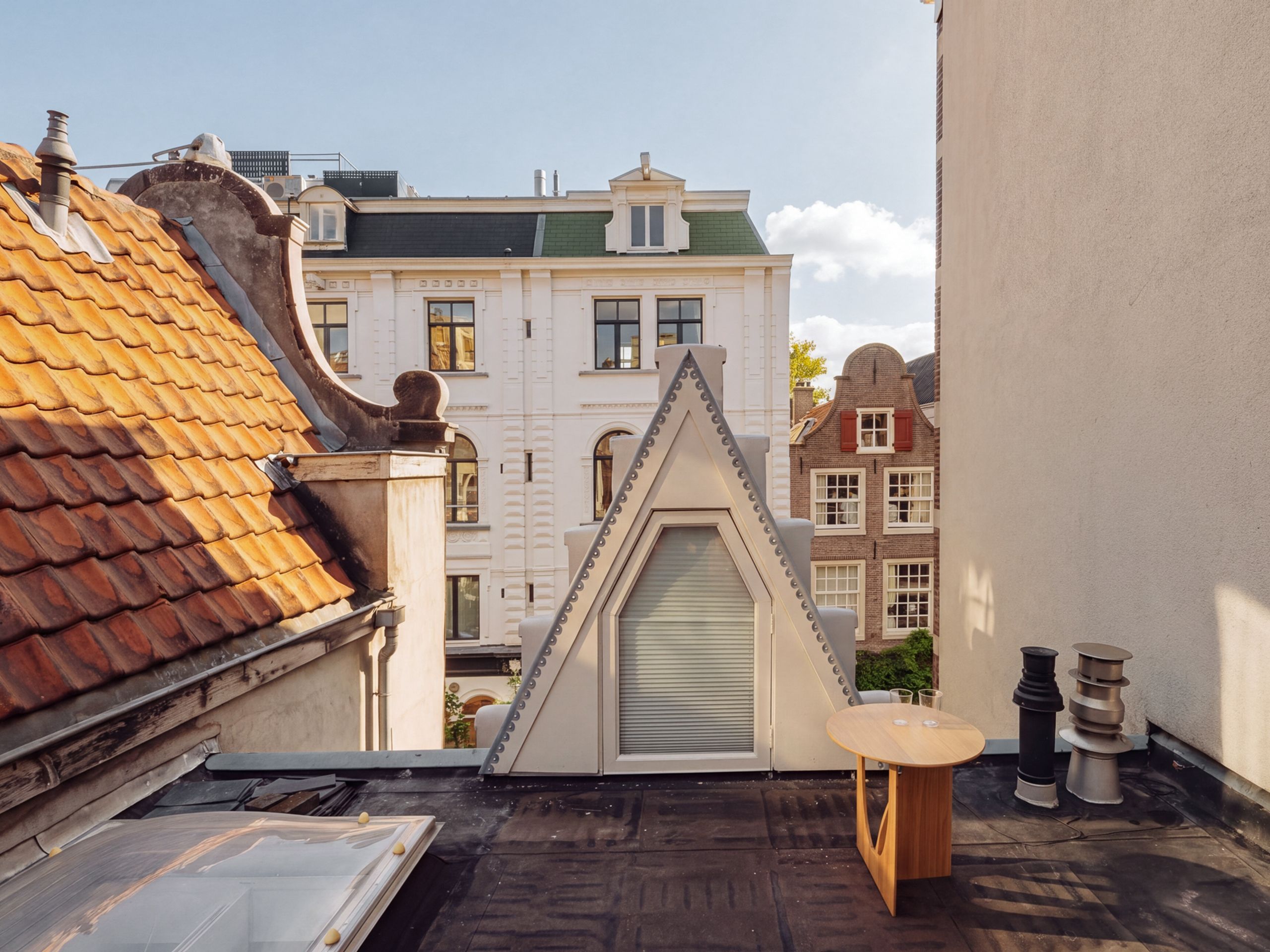 Kerkstraat 340 — 22