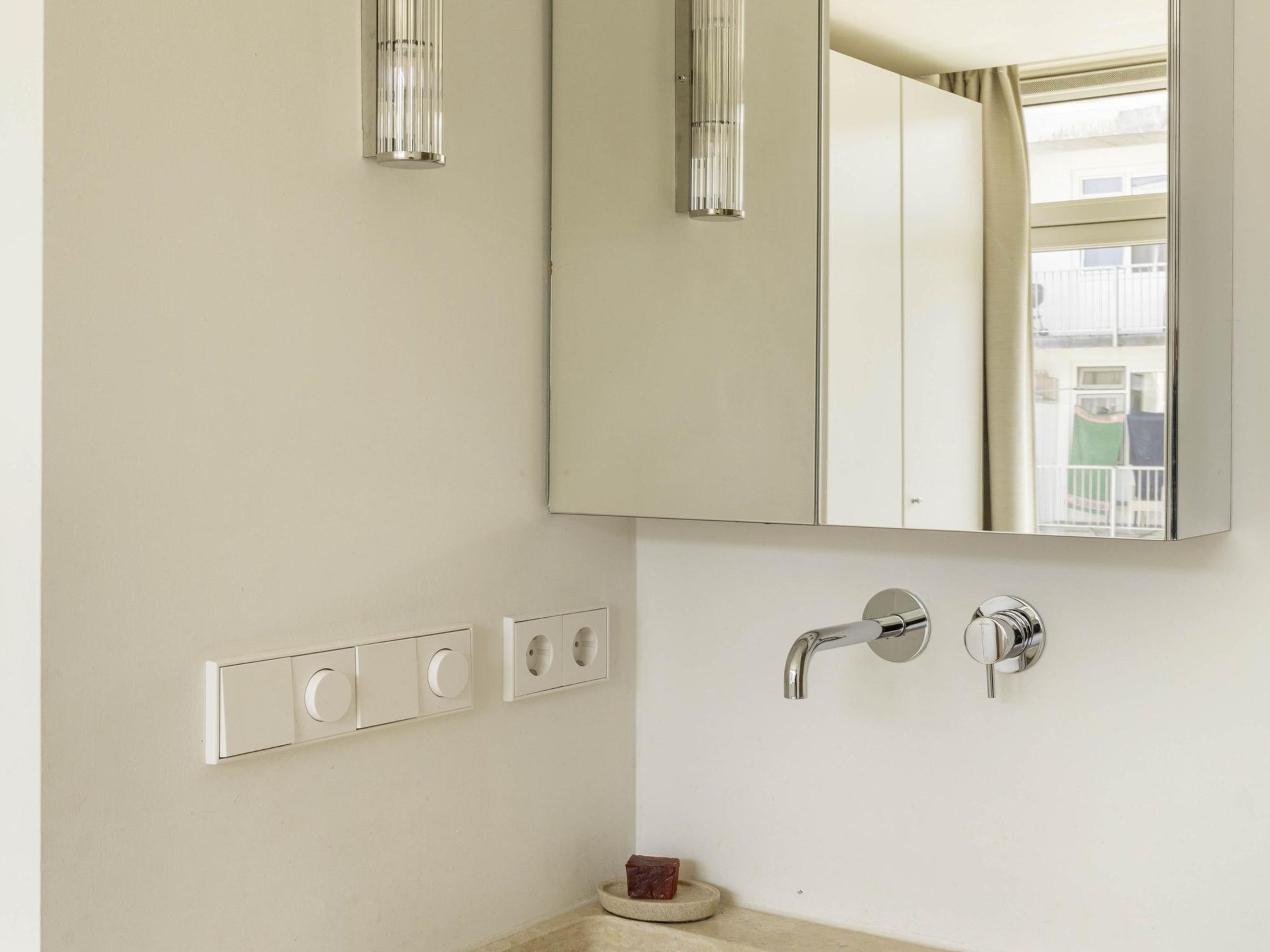 Cabralstraat 35-2 — 20
