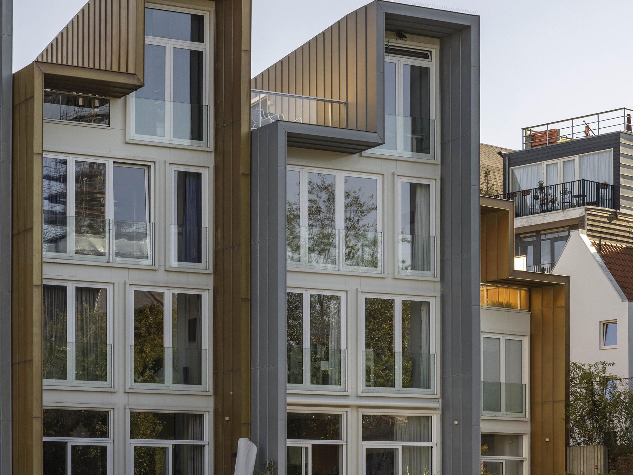 Oostenburgervoorstraat 15 — 16
