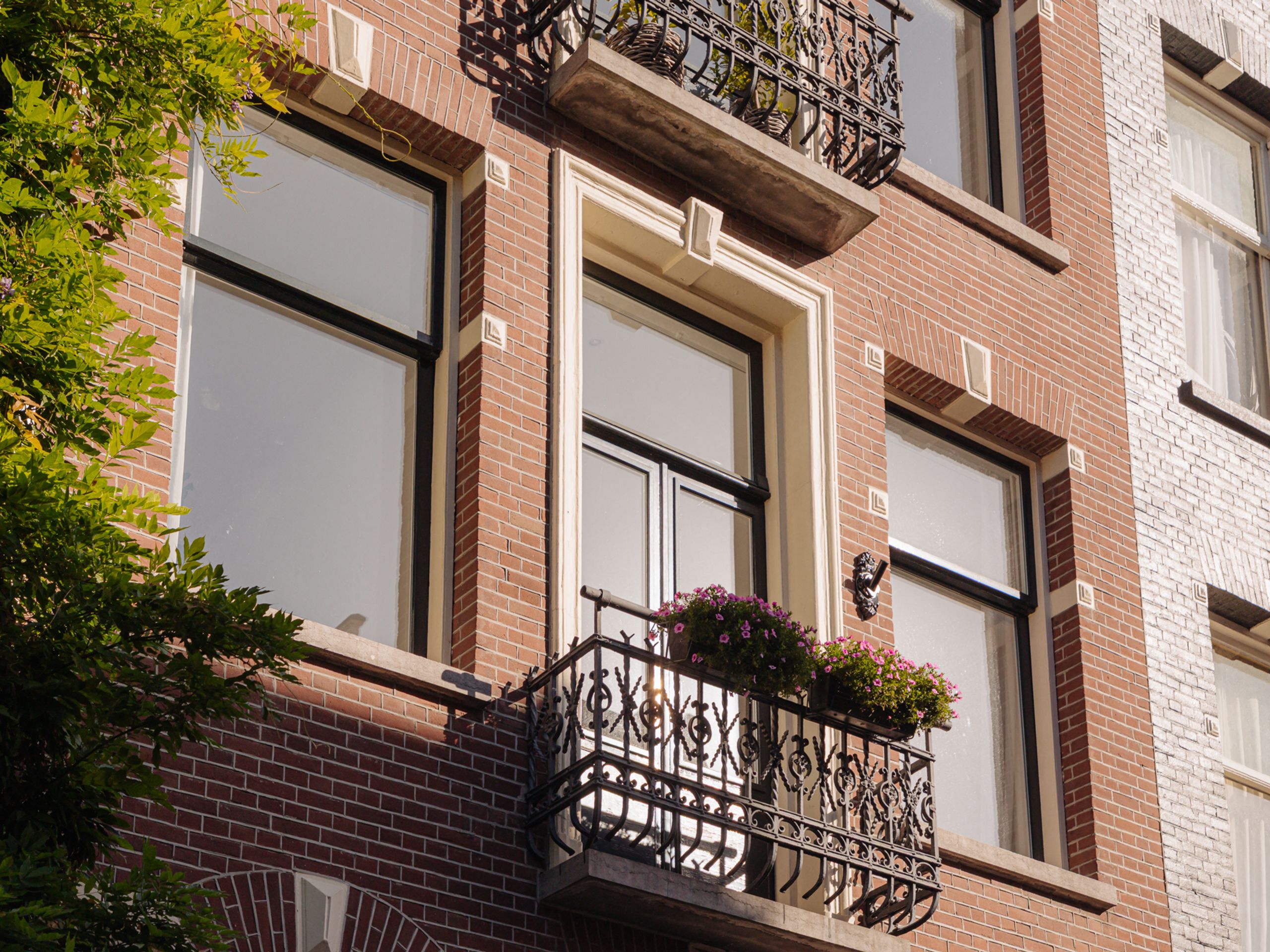 Van Eeghenstraat 4-H — 4