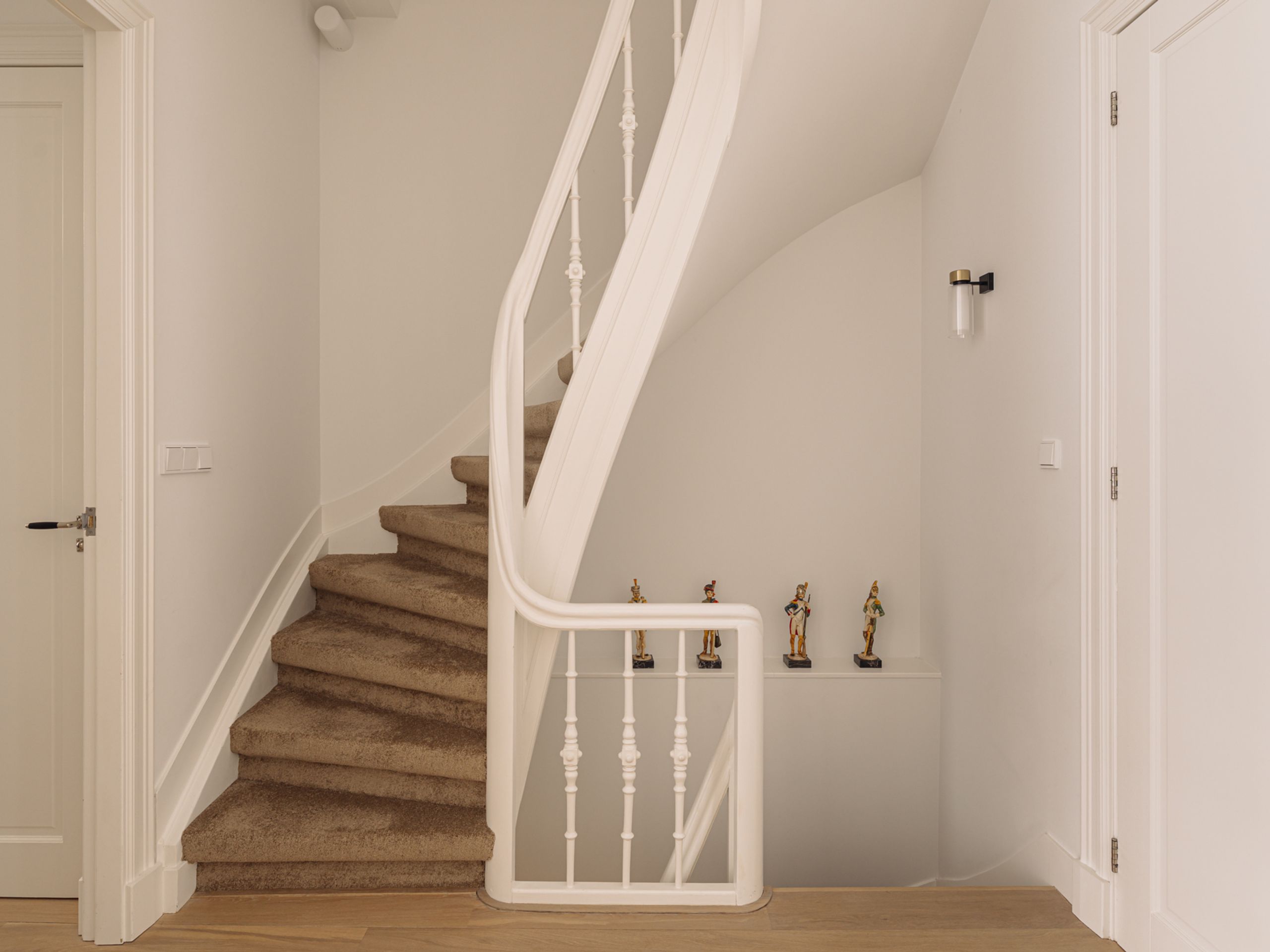 Van Eeghenstraat 4-H — 24