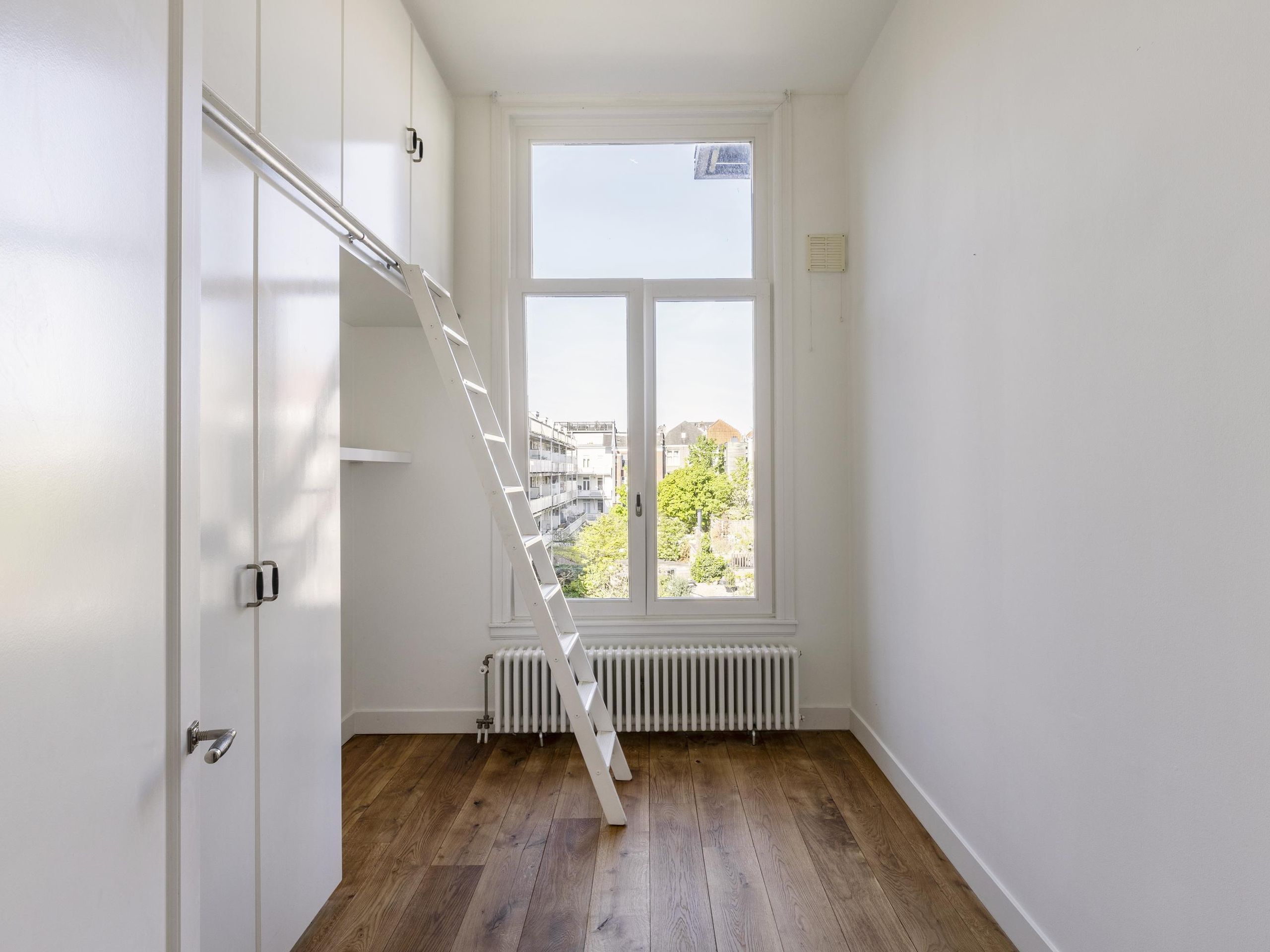 Ferdinand Bolstraat 16-B — 22