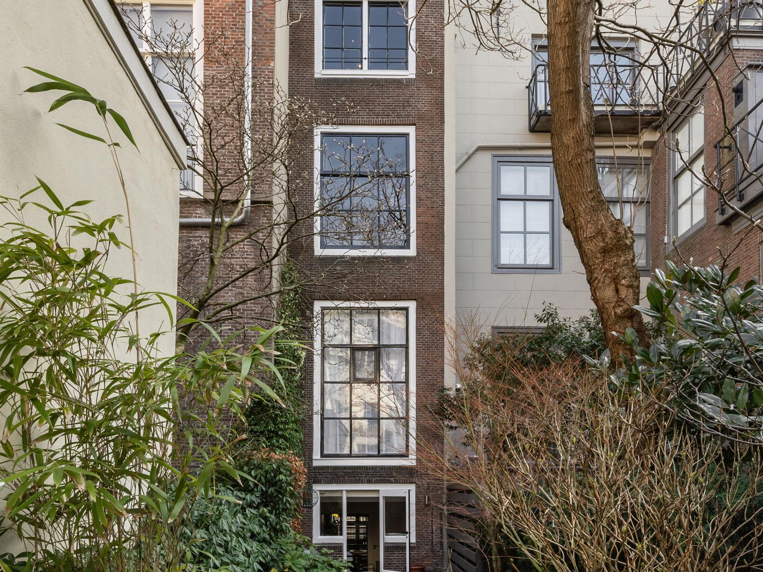 Singel 144 — 8