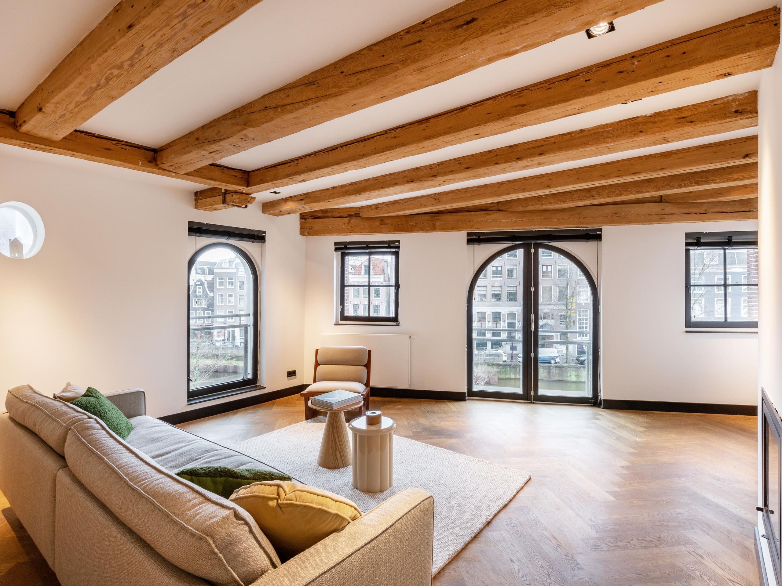 Nieuwe Jonkerstraat 24 — 1