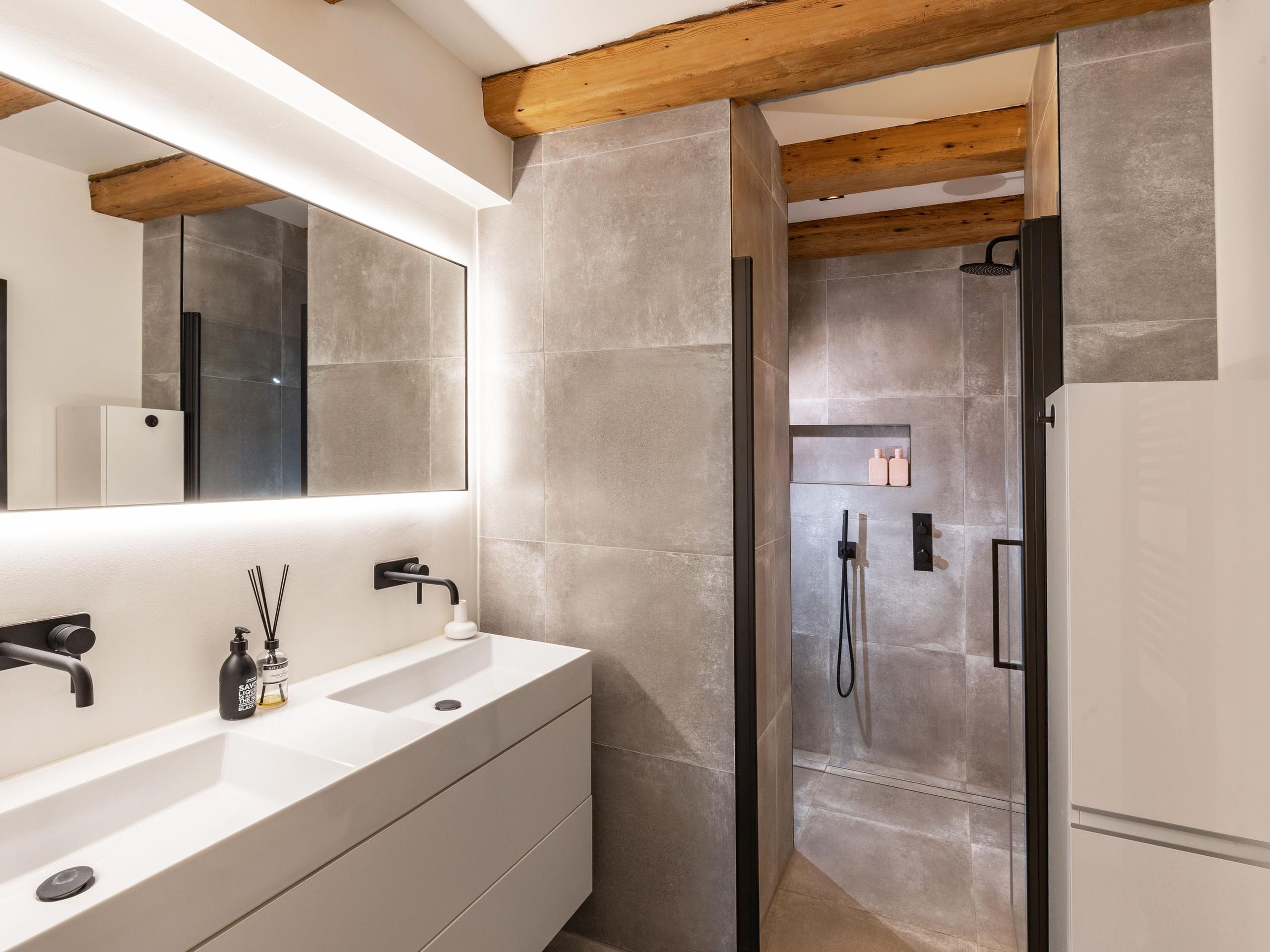 Nieuwe Jonkerstraat 24 — 19