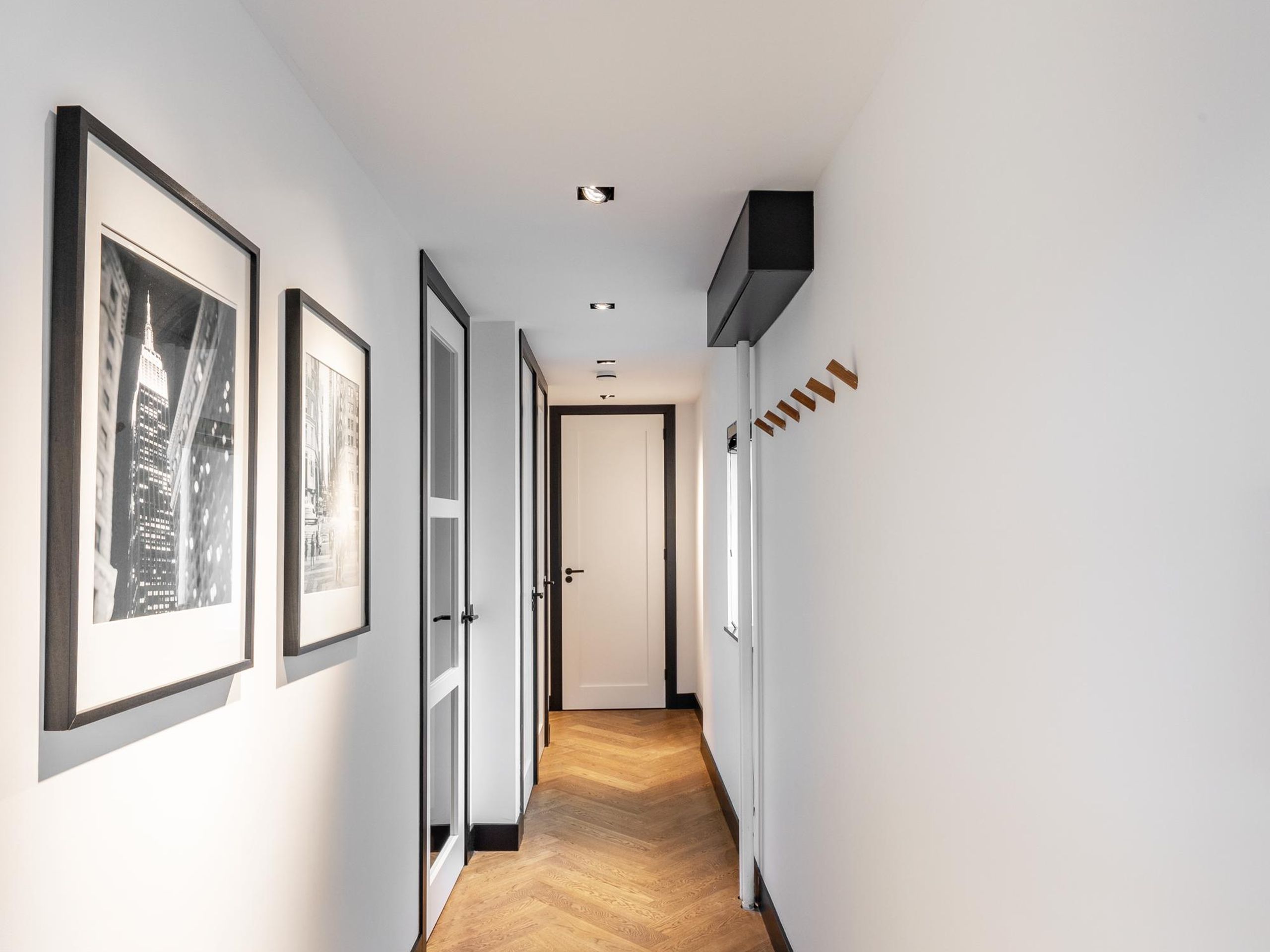 Nieuwe Jonkerstraat 24 — 23