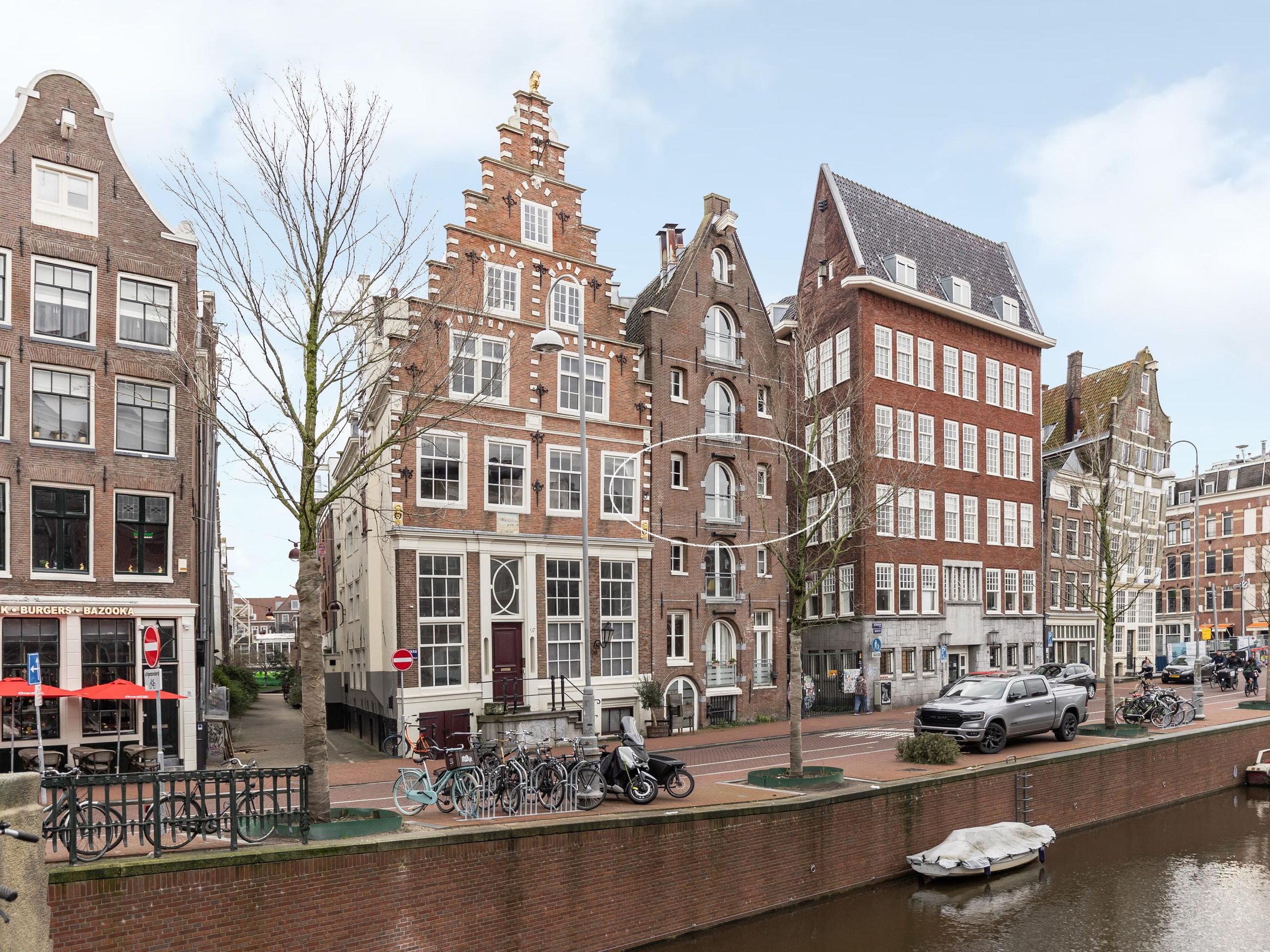 Nieuwe Jonkerstraat 24 — 26