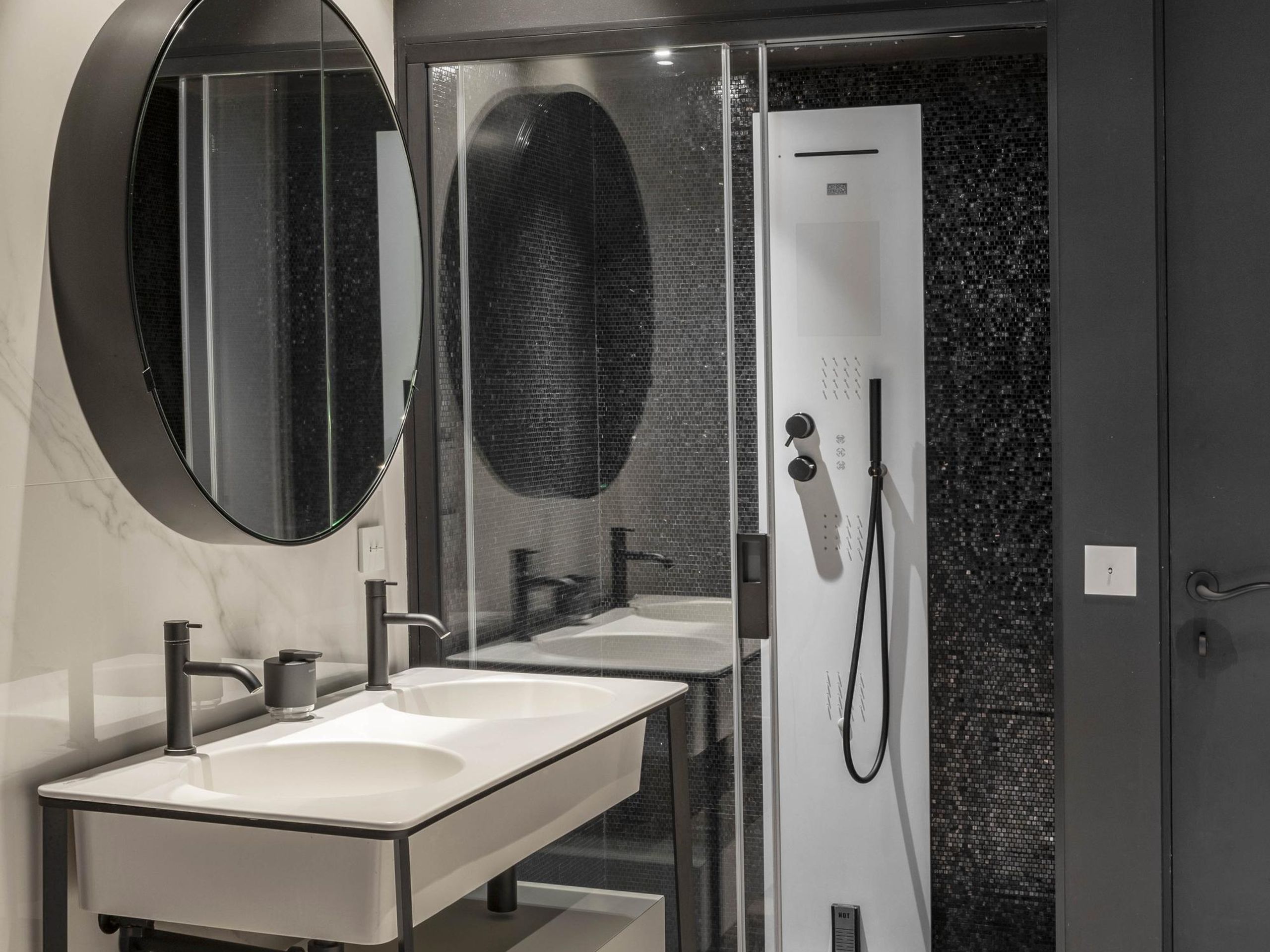 Keizersgracht 647-G — 19