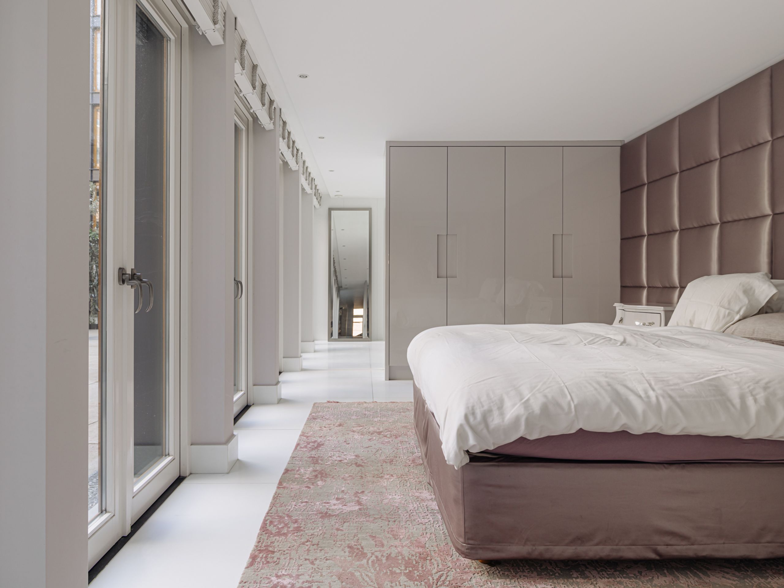 Pieter de Hoochstraat 9-A — 18