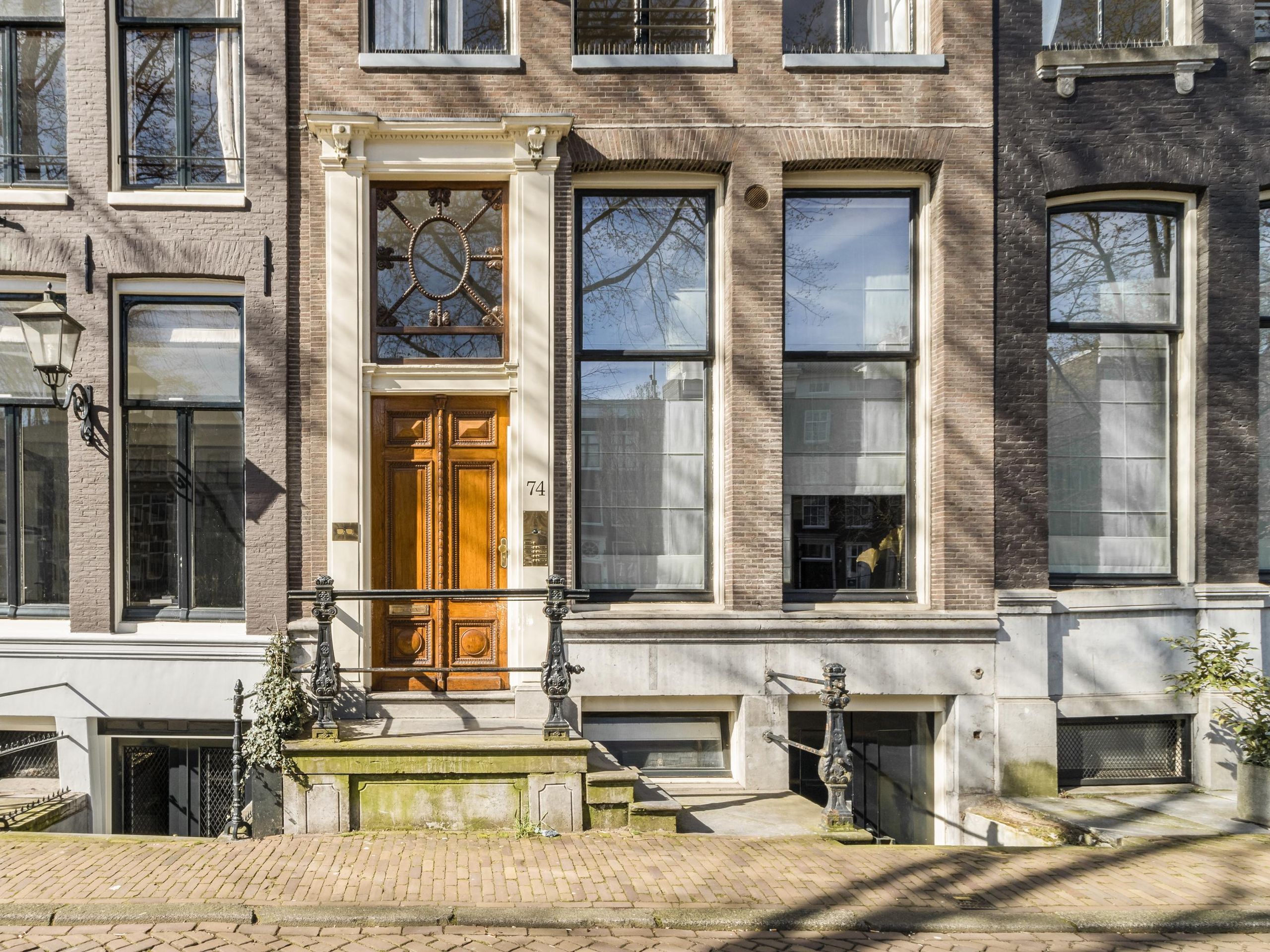 Keizersgracht 74-A — 19