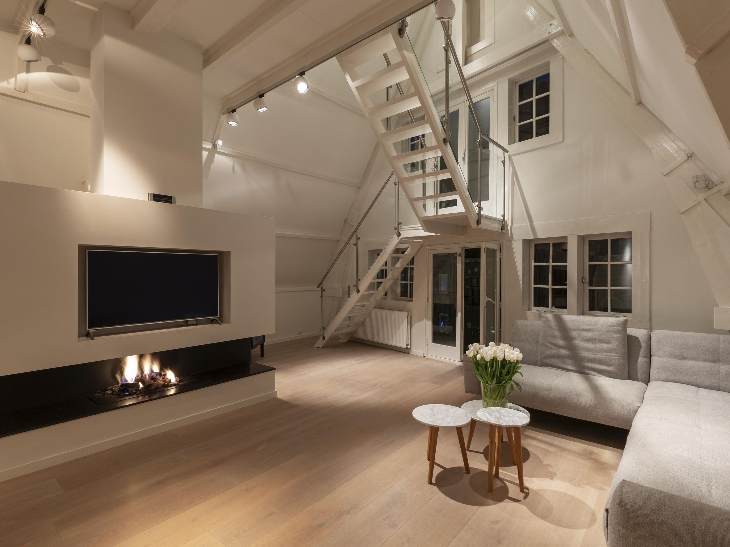 Oudezijds Kolk 5-C — 8