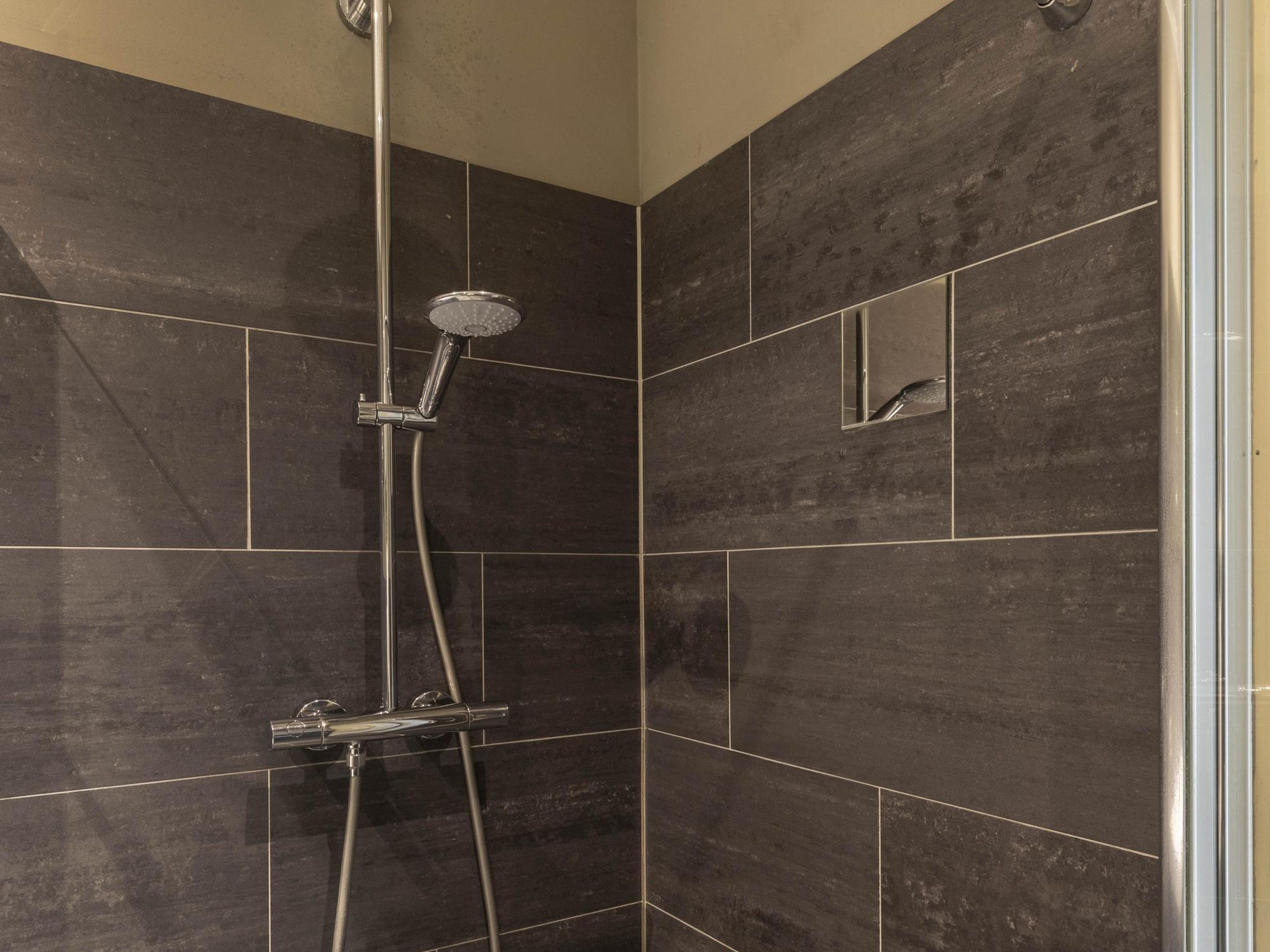 Sarphatistraat 85-B — 24