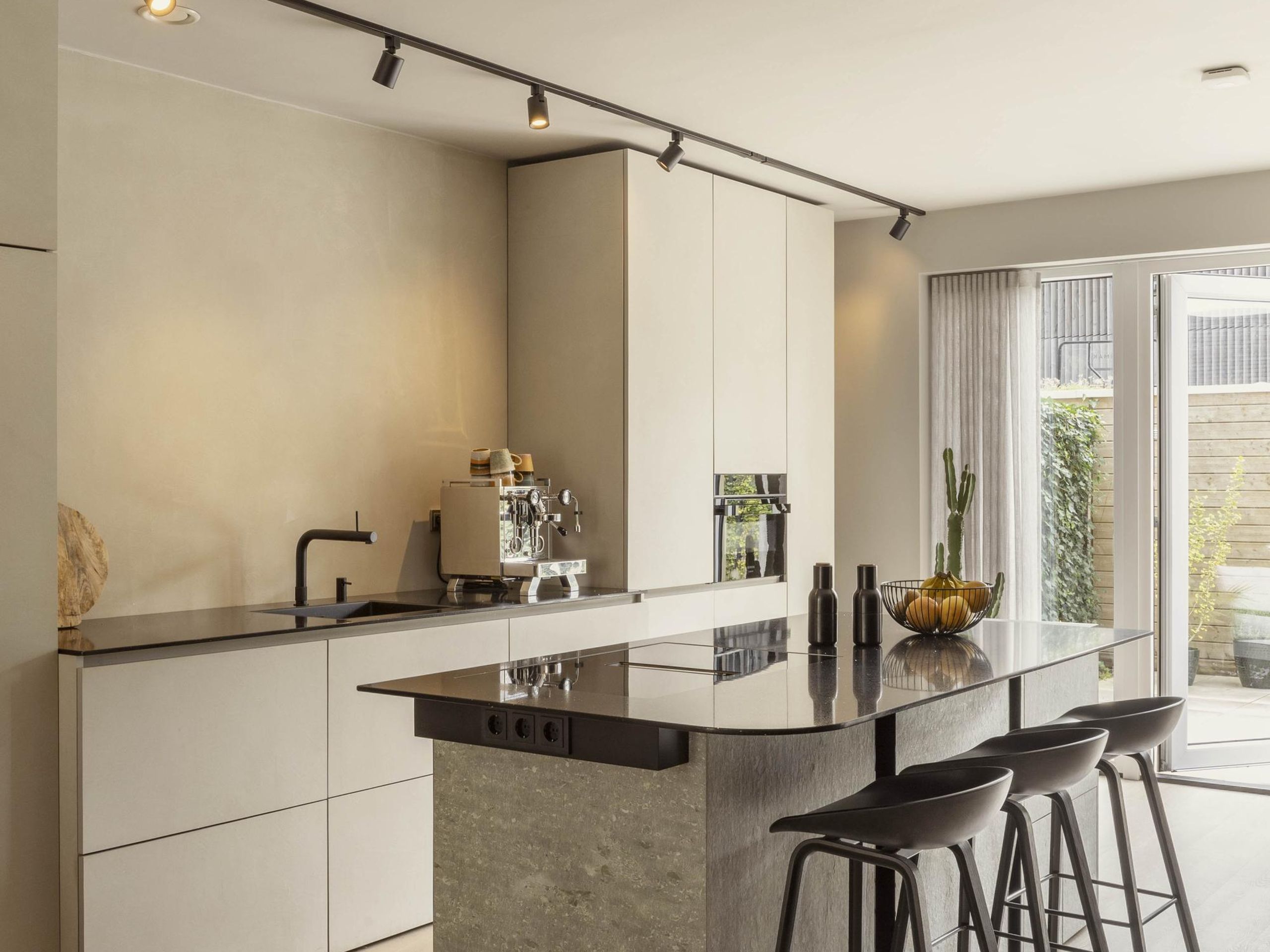 Kruldistelstraat 27 — 5
