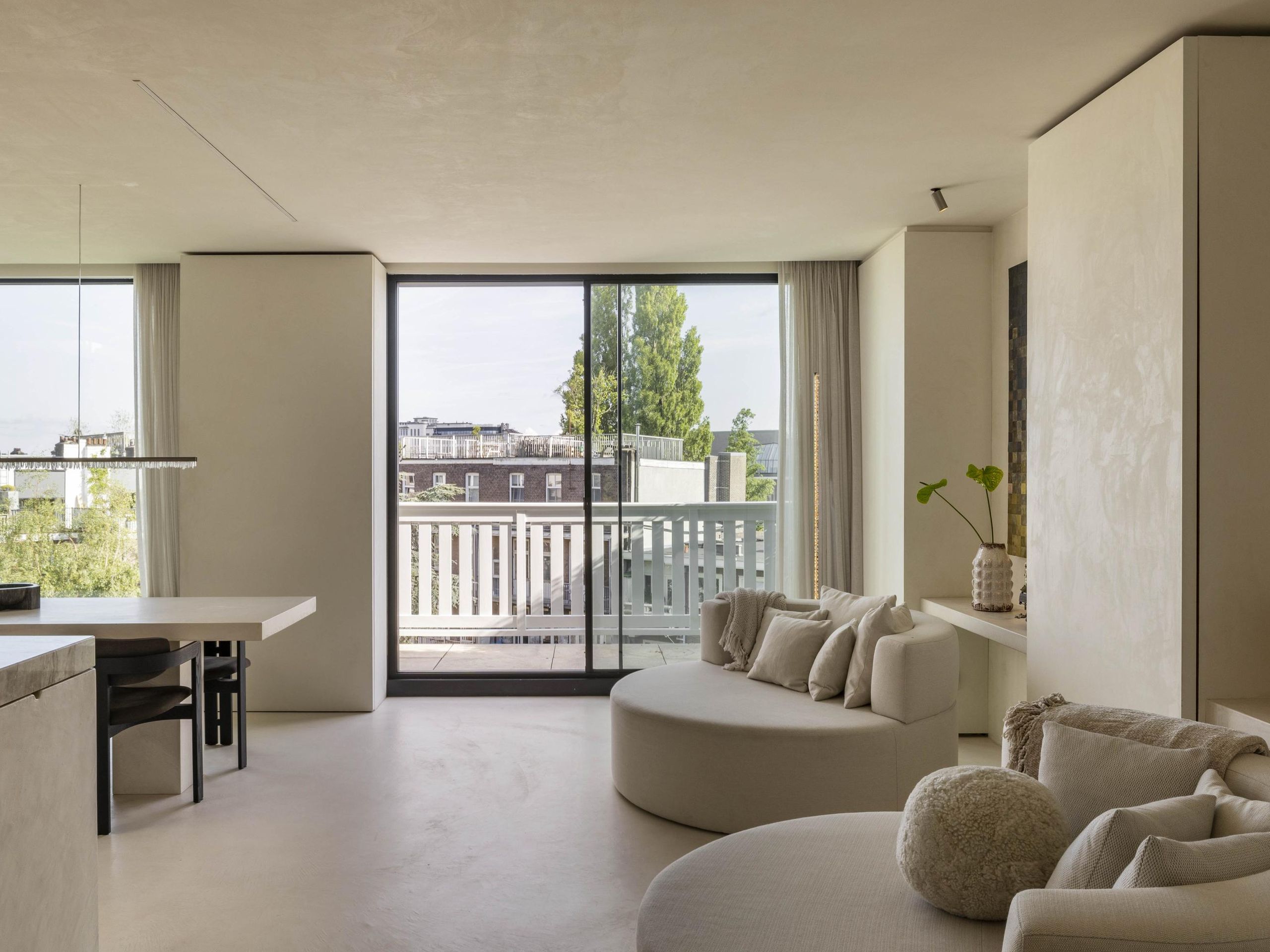 Frans van Mierisstraat 131-4 — 1