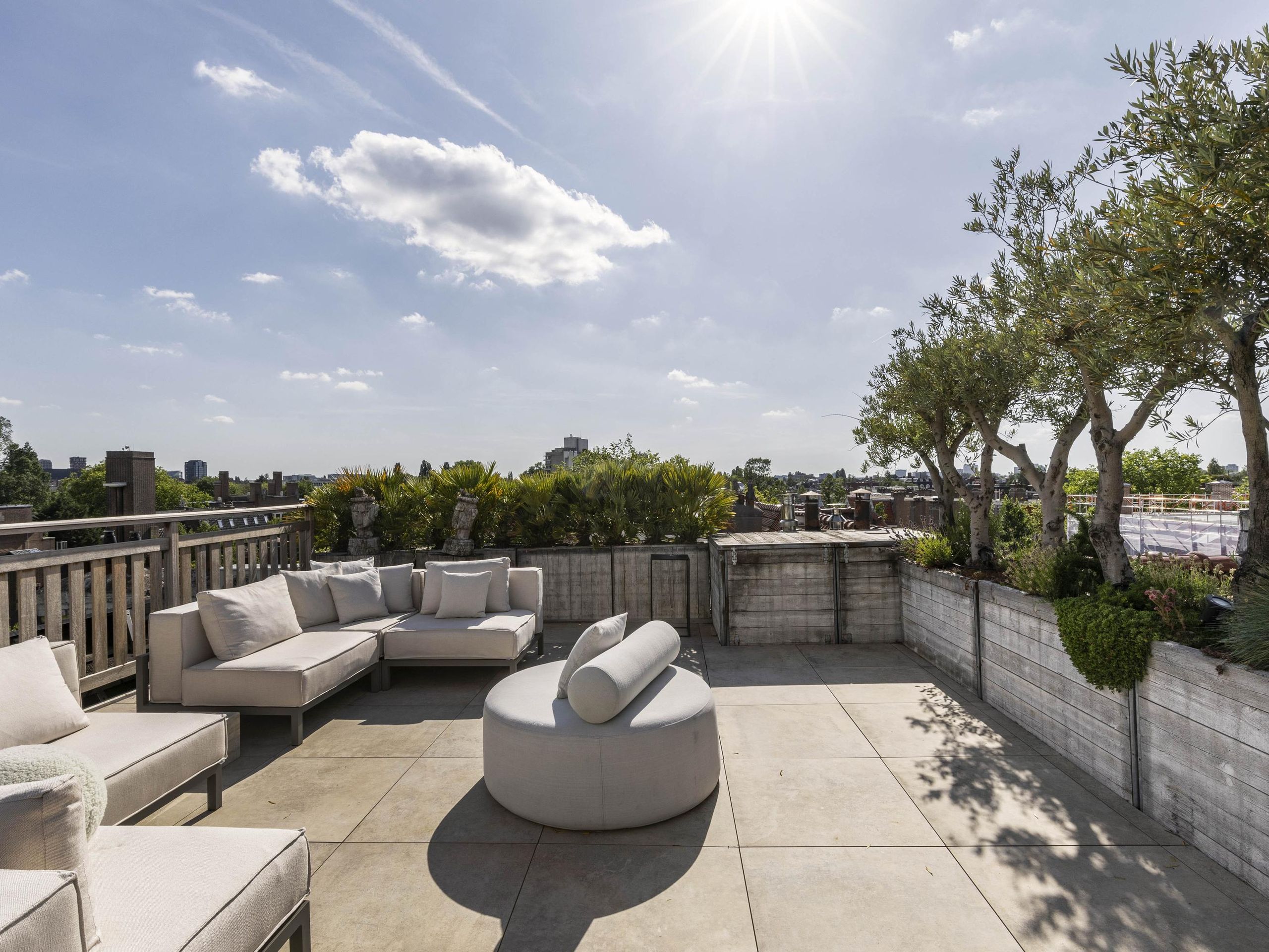 Frans van Mierisstraat 131-4 — 23