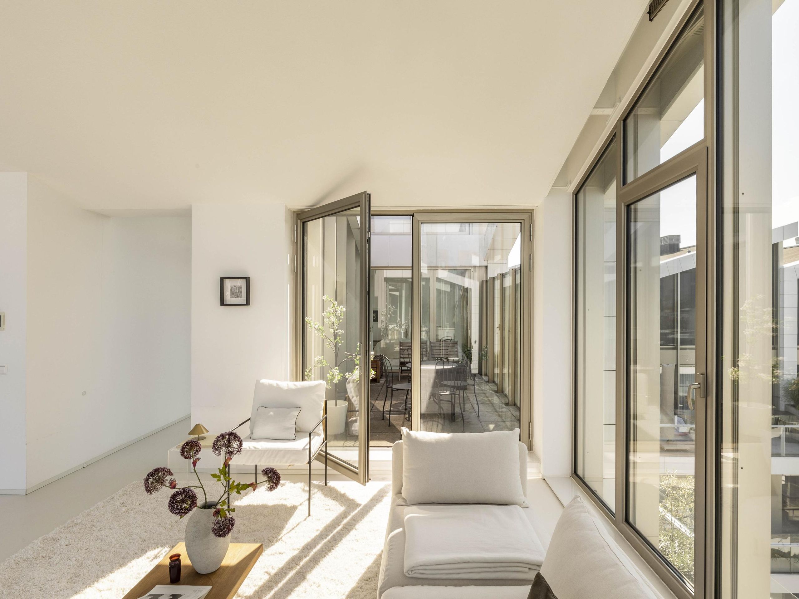 Zeeburgerkade 936 — 12