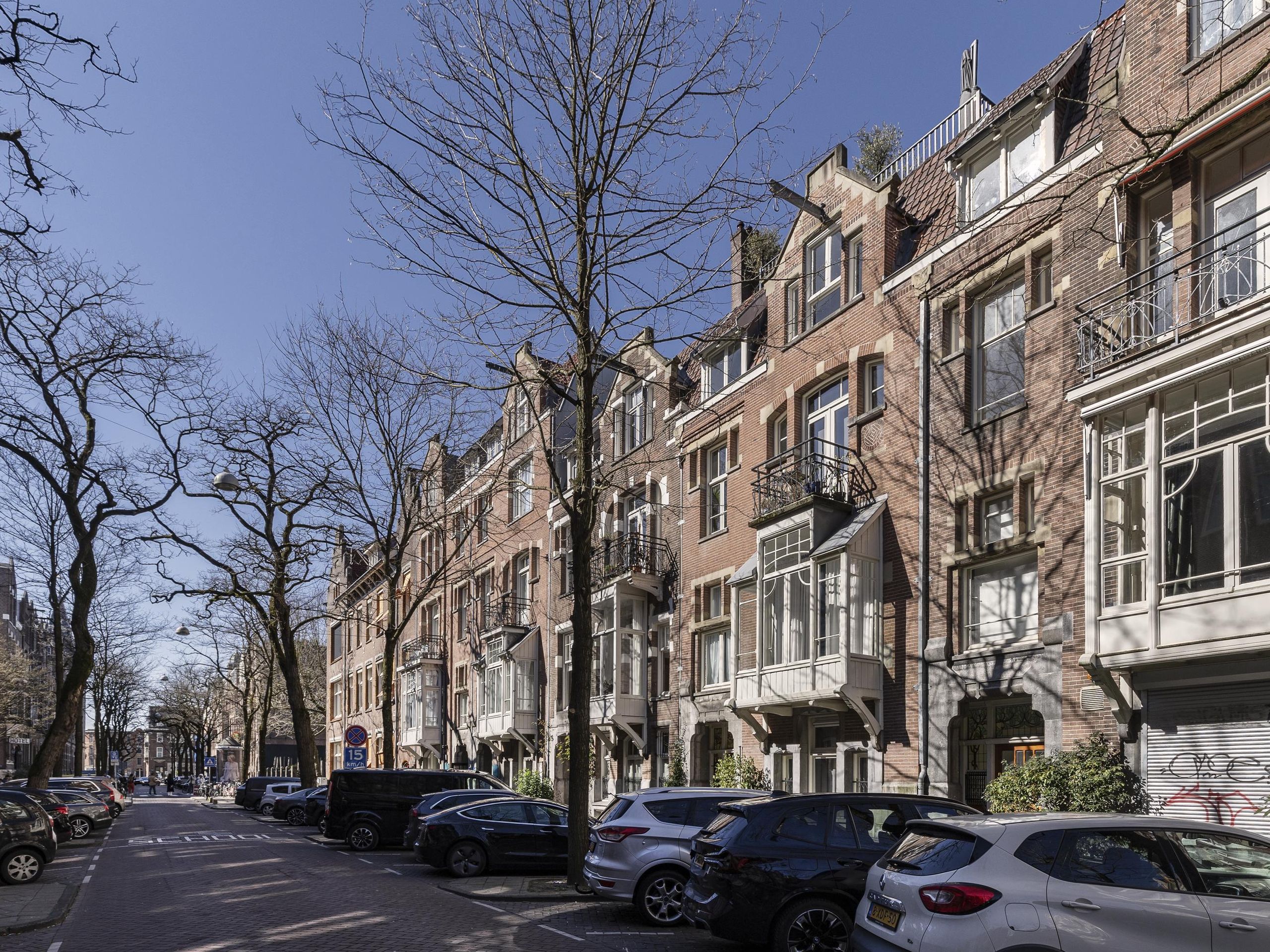 Jan Luijkenstraat 66-2 — 22
