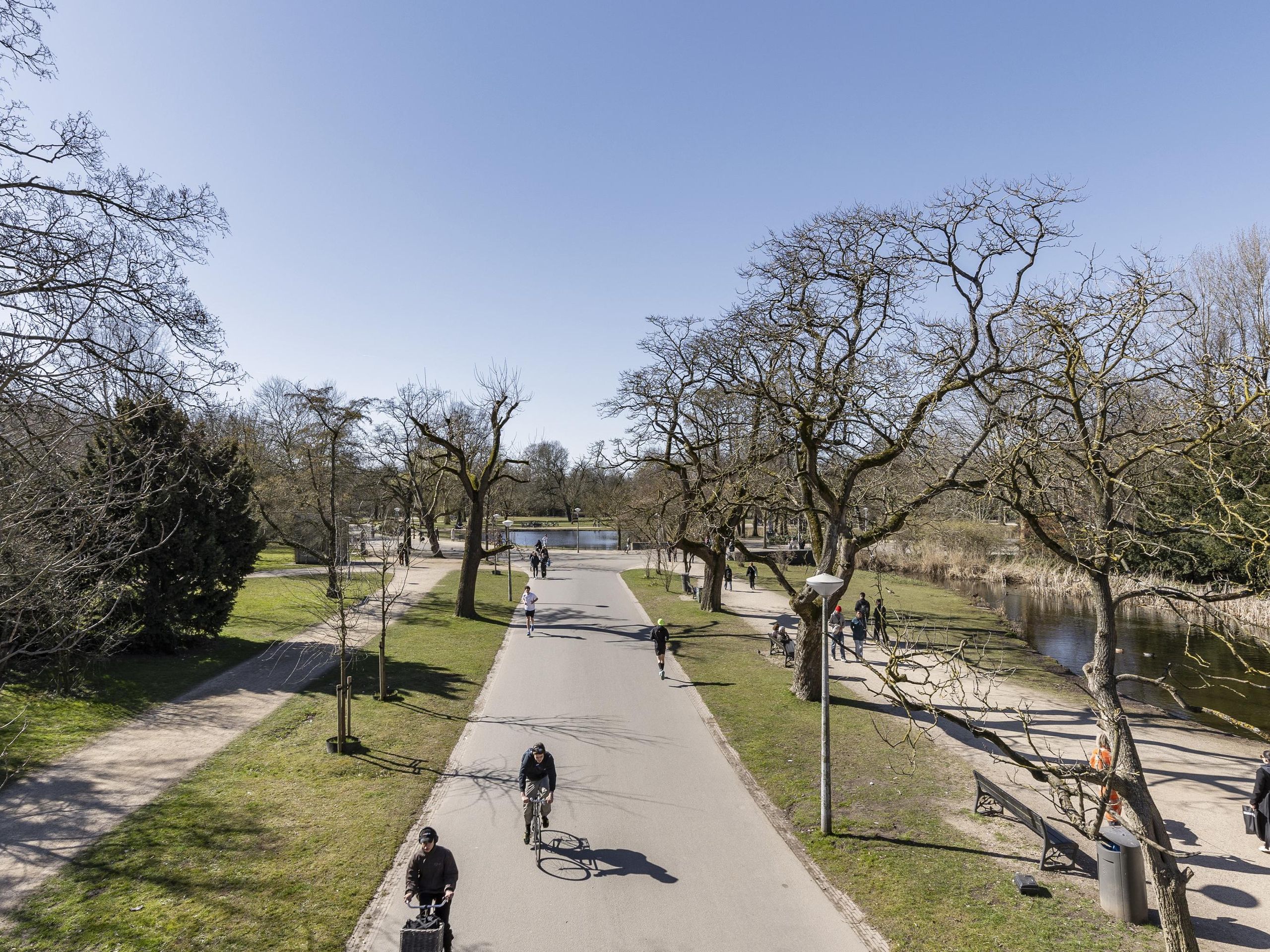 Jan Luijkenstraat 66-2 — 25