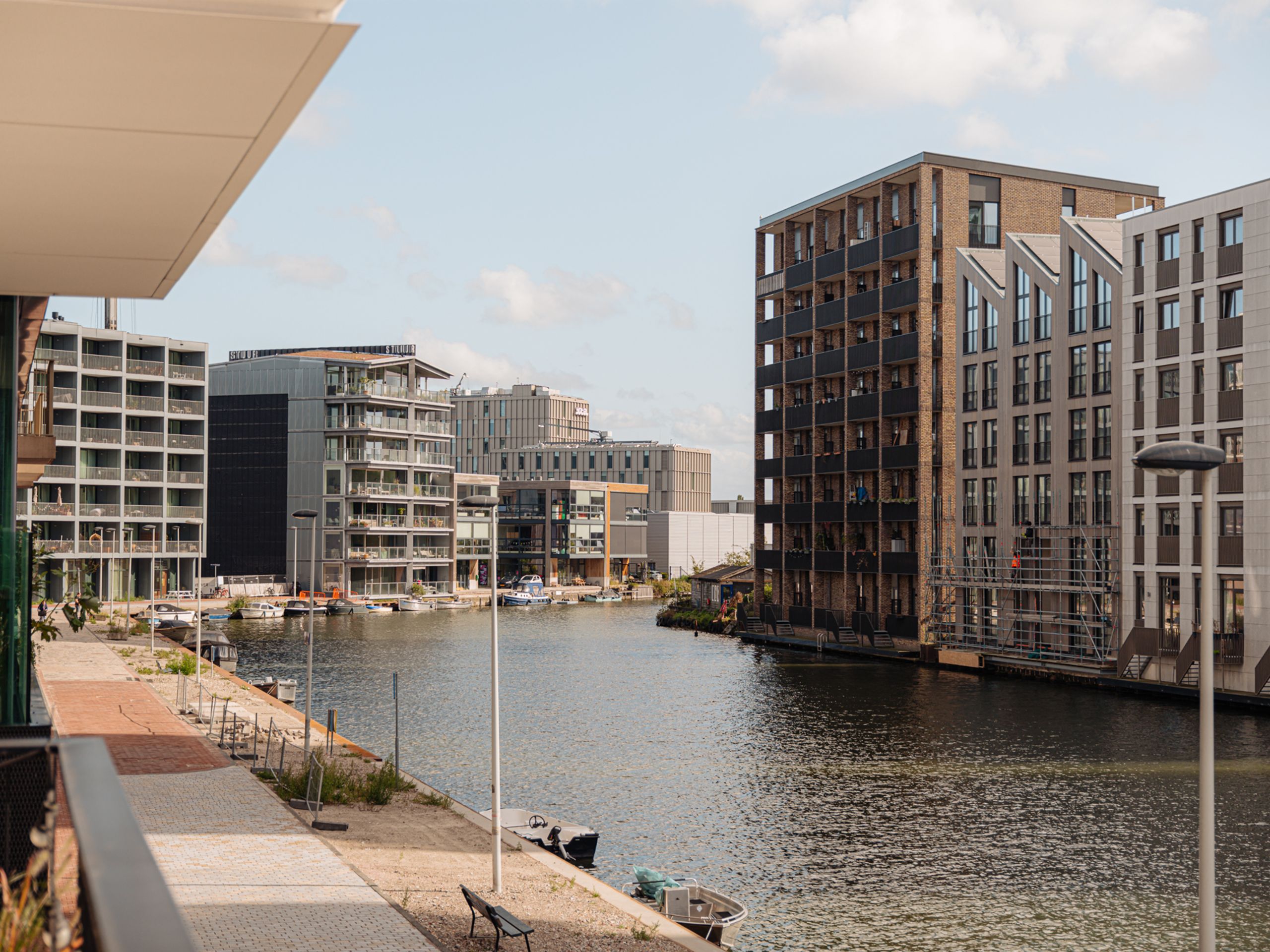 Leen Jongewaardkade 3 — 13