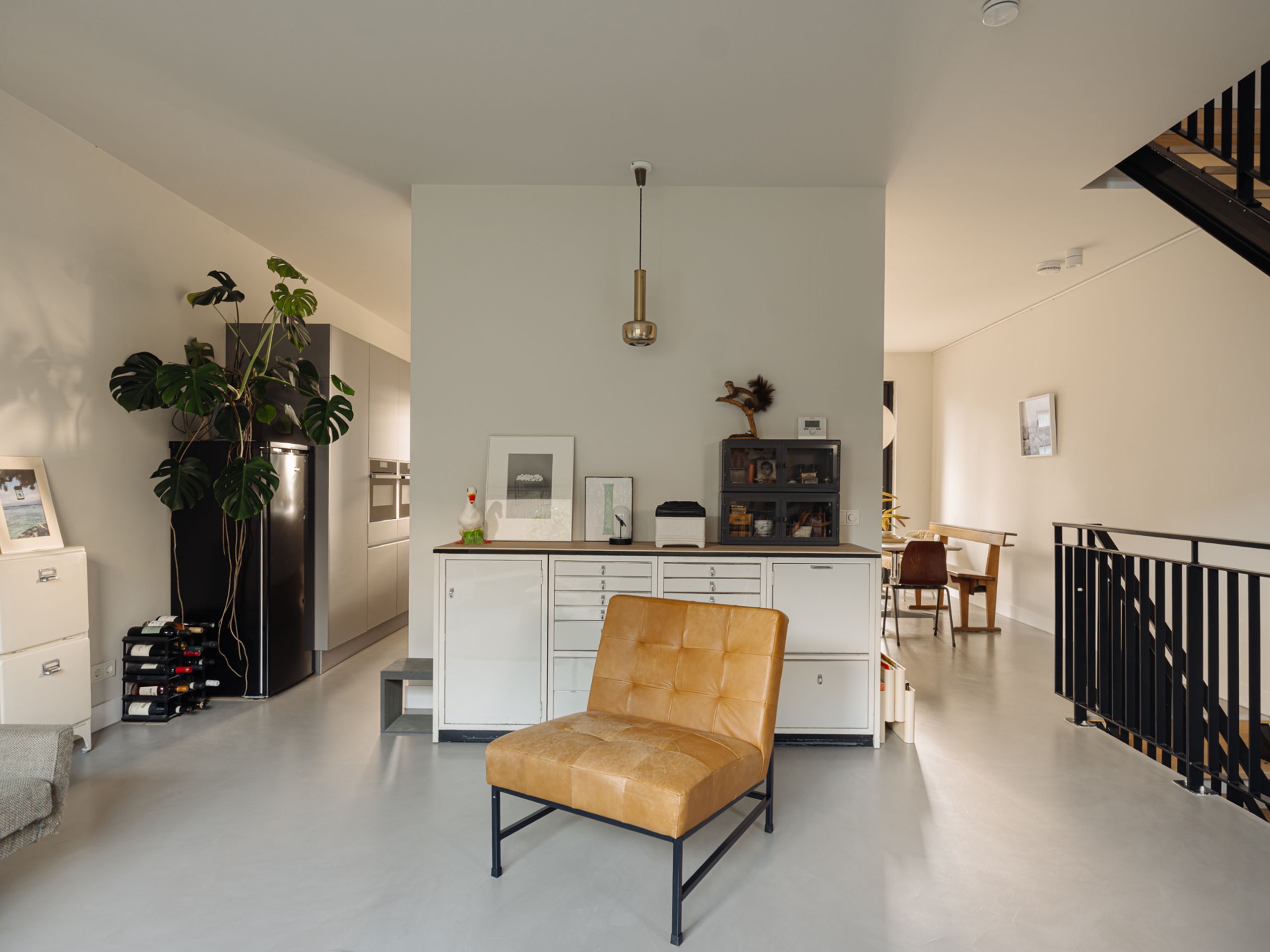 Leen Jongewaardkade 3 — 17