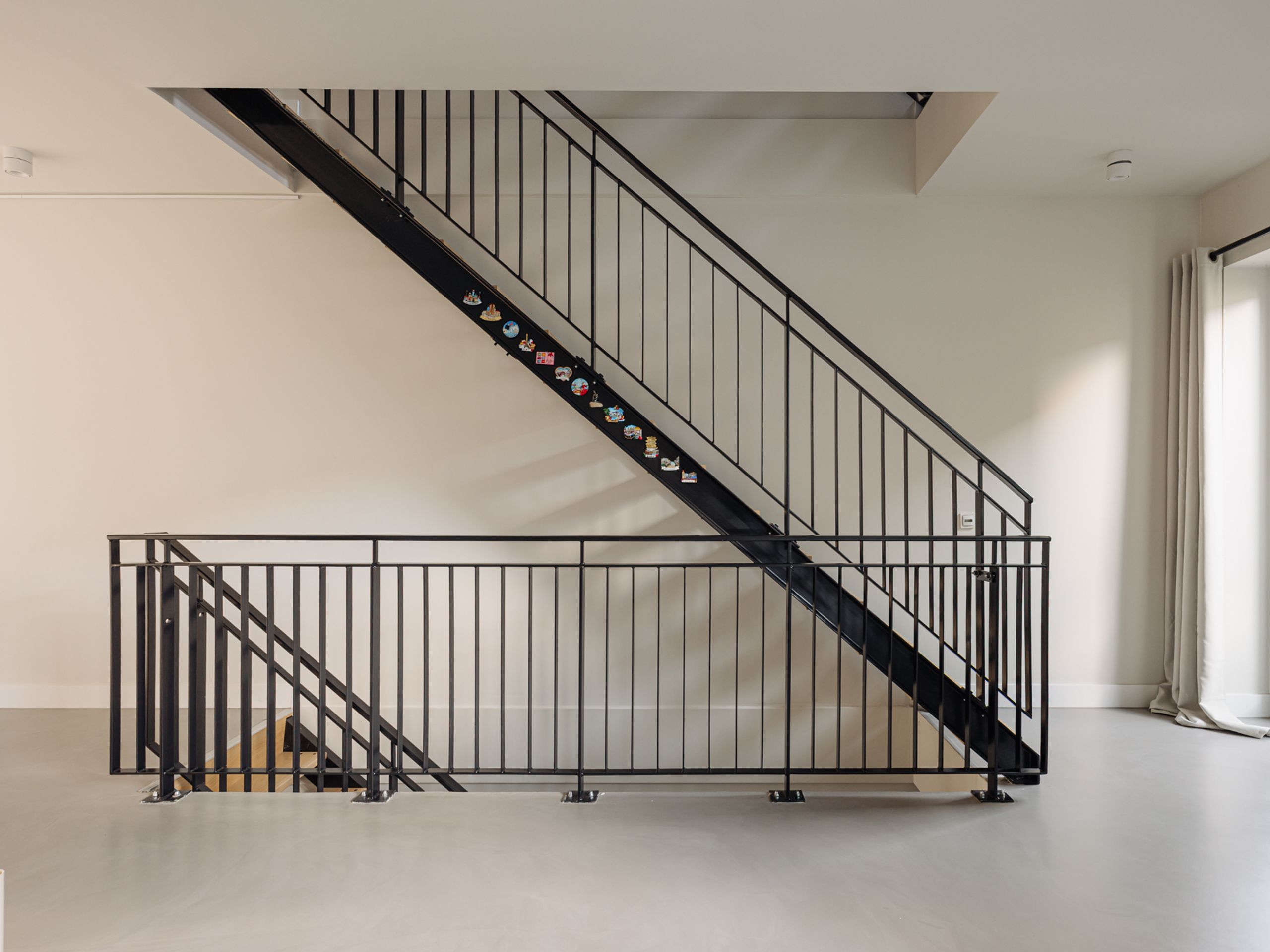 Leen Jongewaardkade 3 — 18