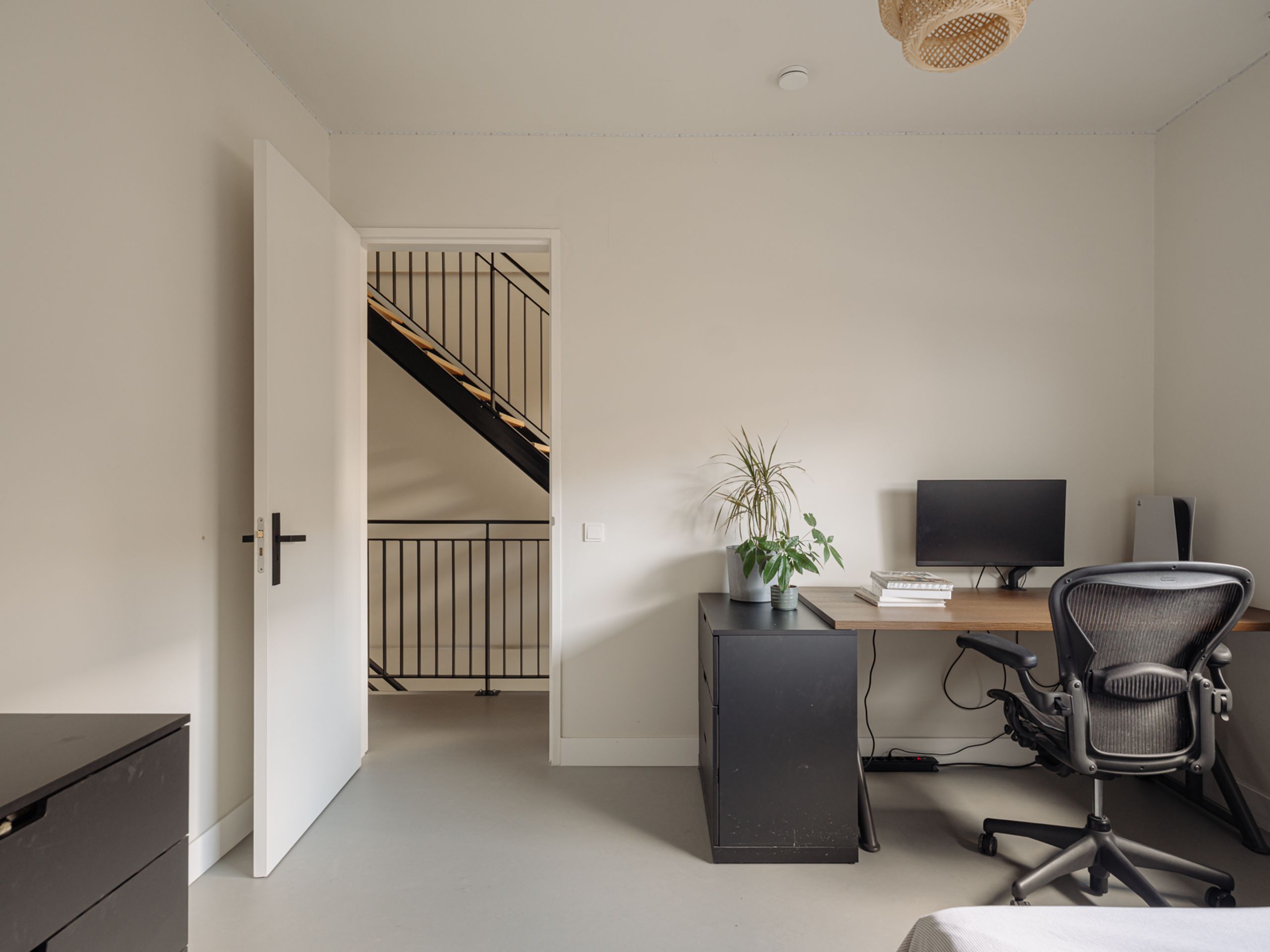 Leen Jongewaardkade 3 — 26