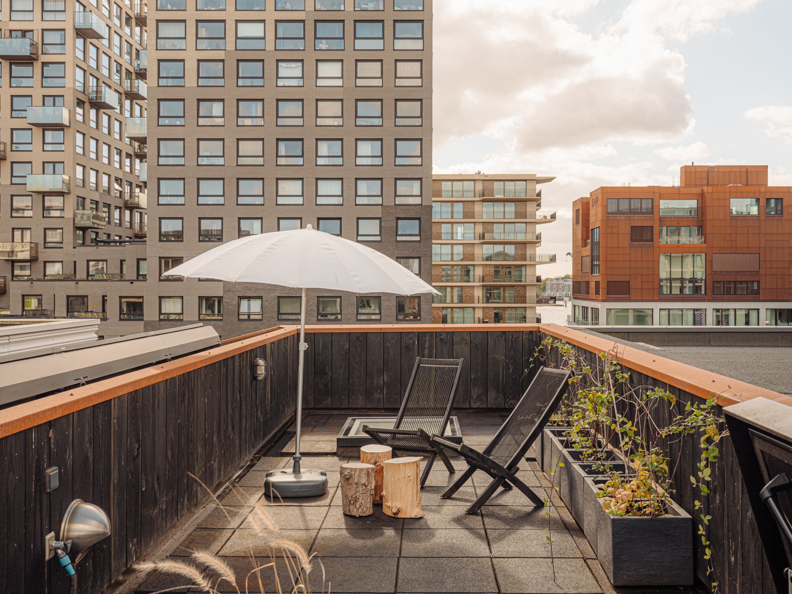 Leen Jongewaardkade 3 — 3