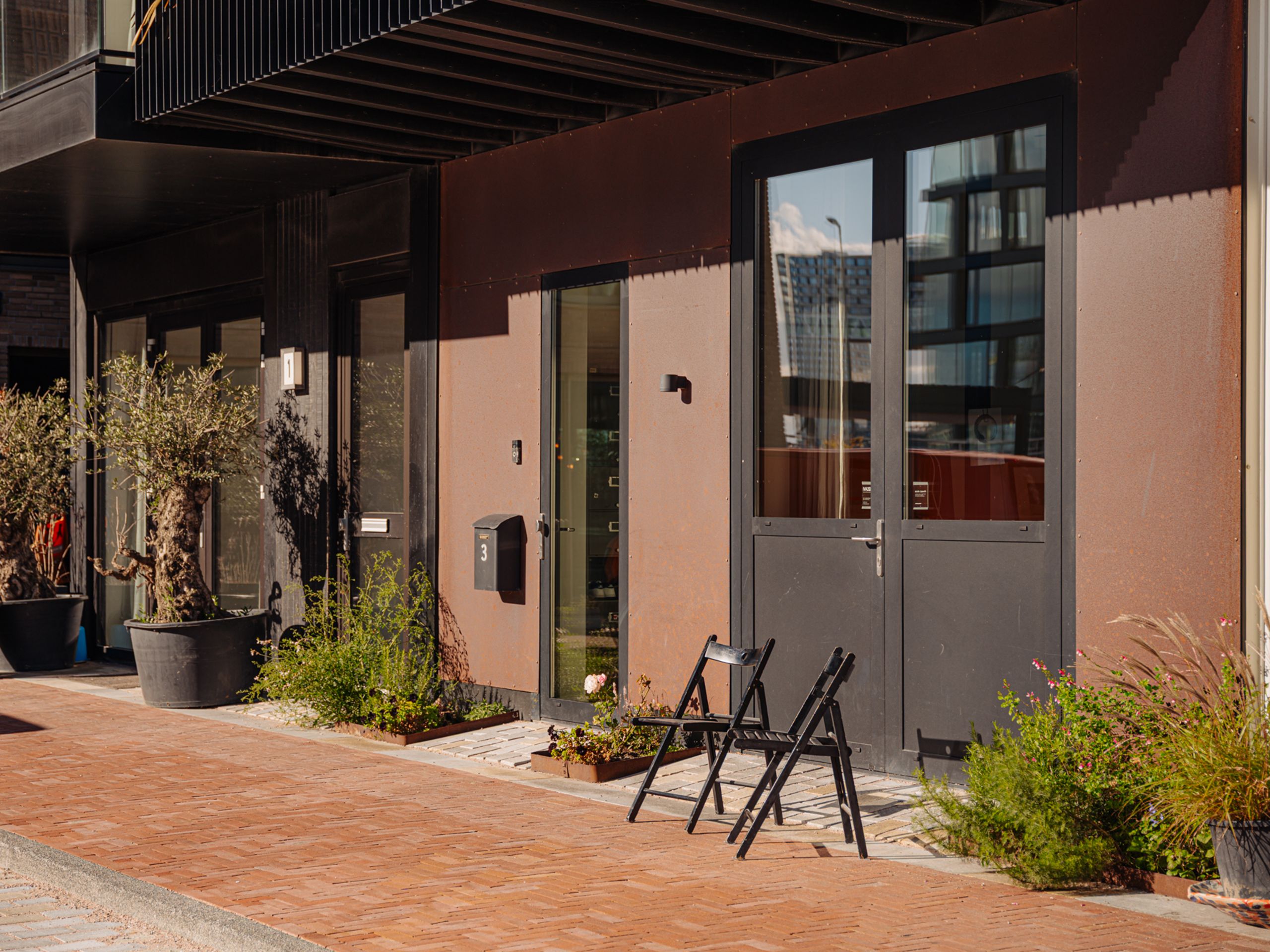 Leen Jongewaardkade 3 — 6