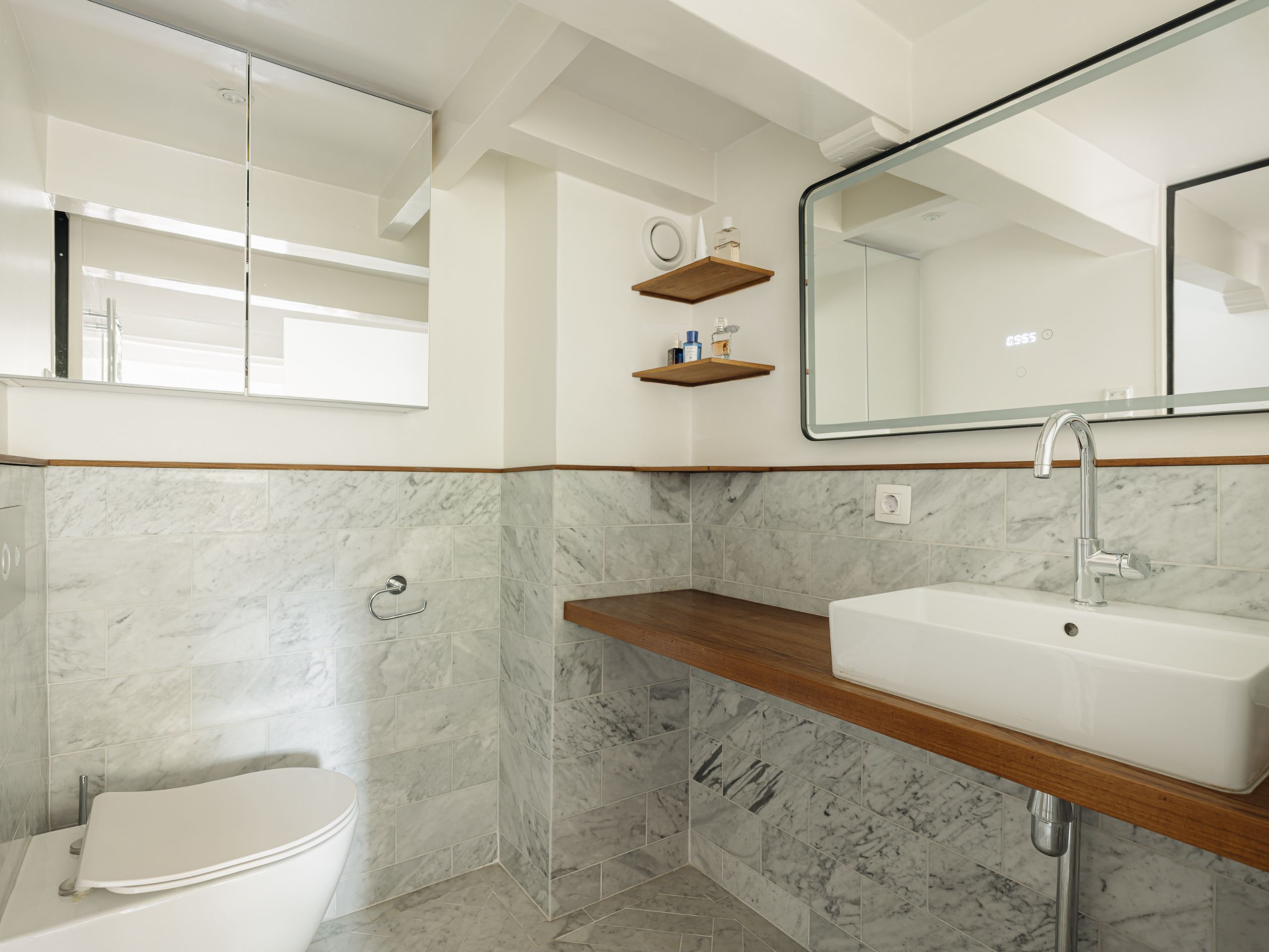 Blauwburgwal 3 — 13