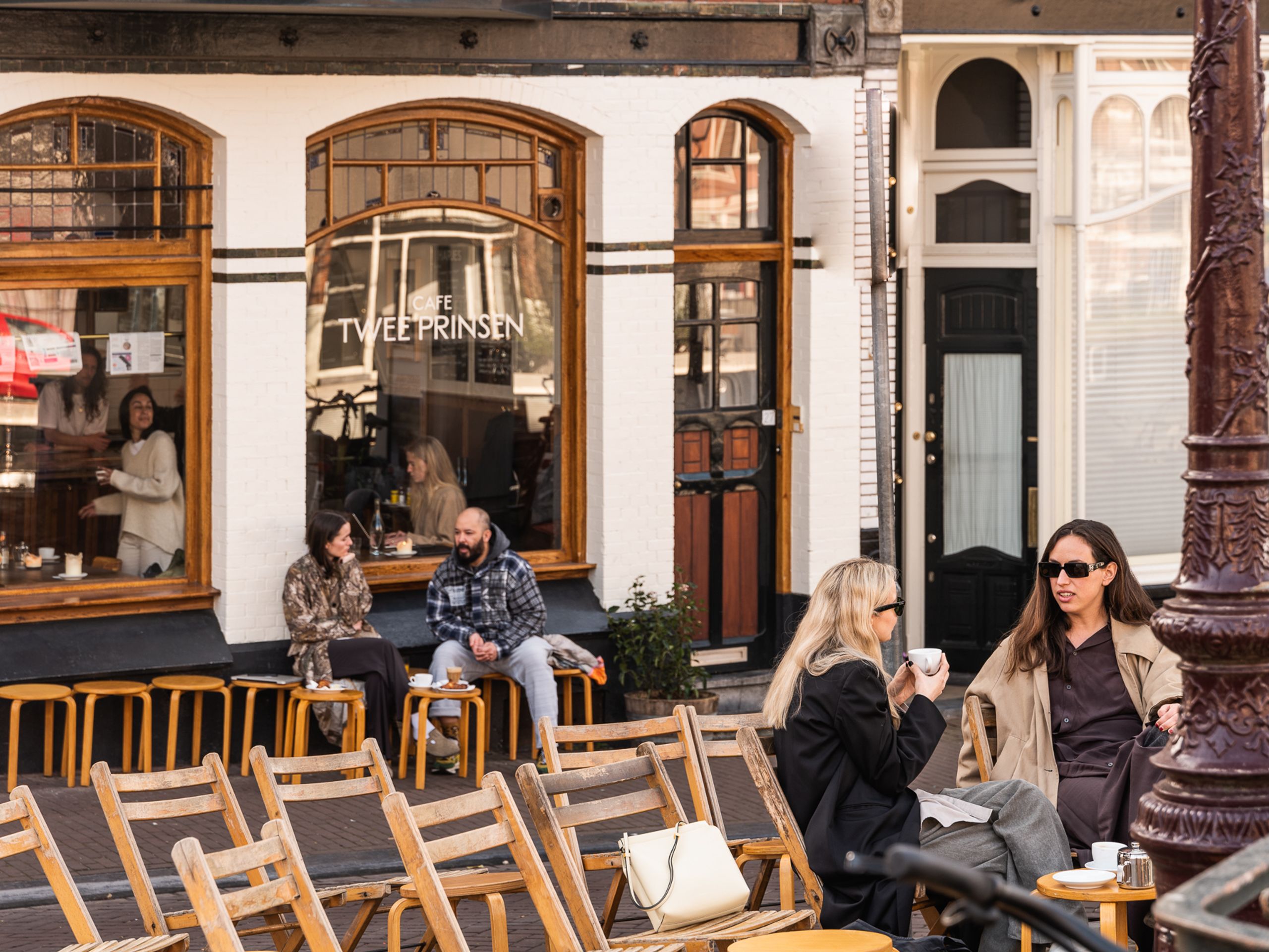 Blauwburgwal 3 — 22