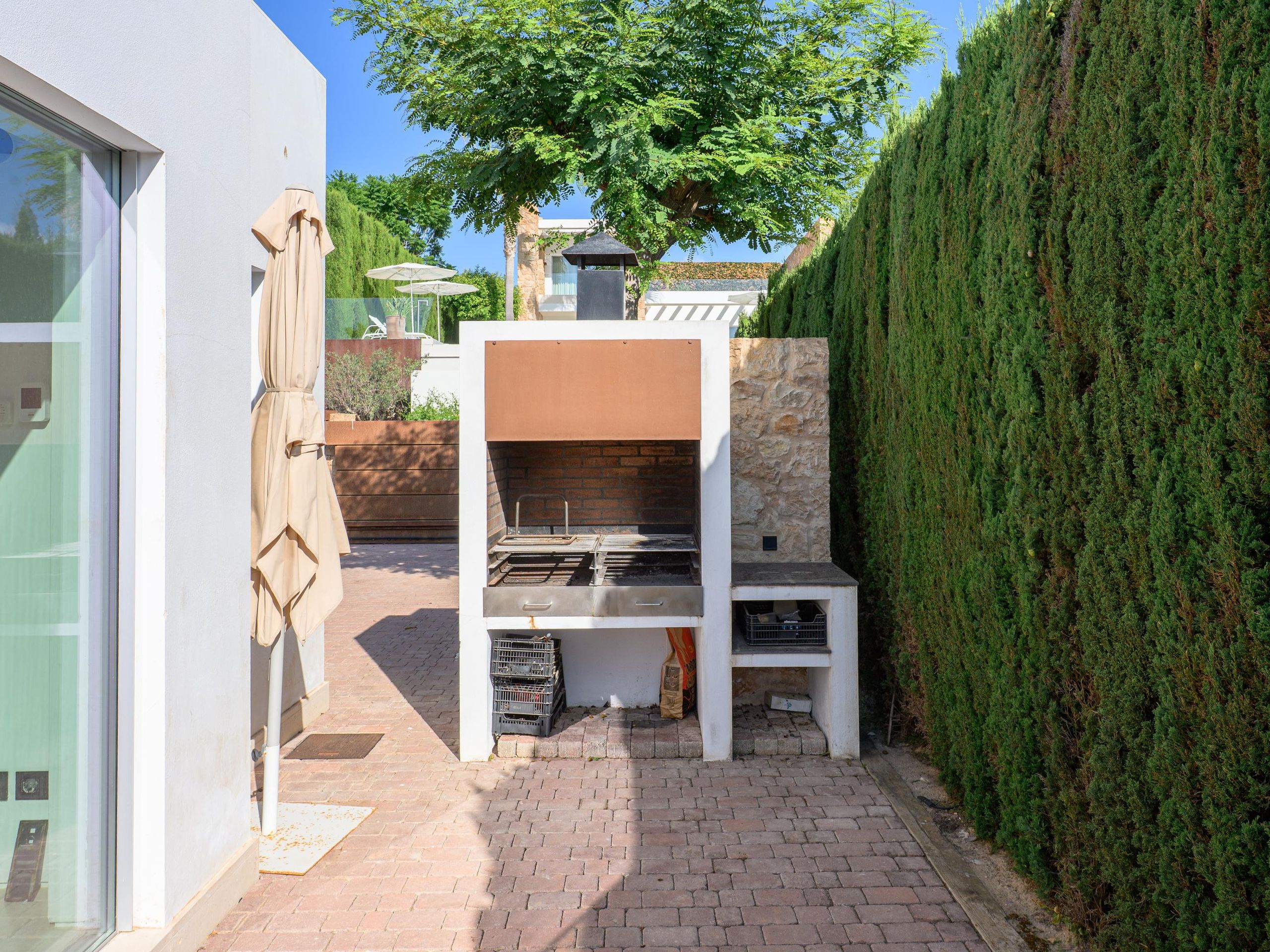 Cala Conta 33  — 24